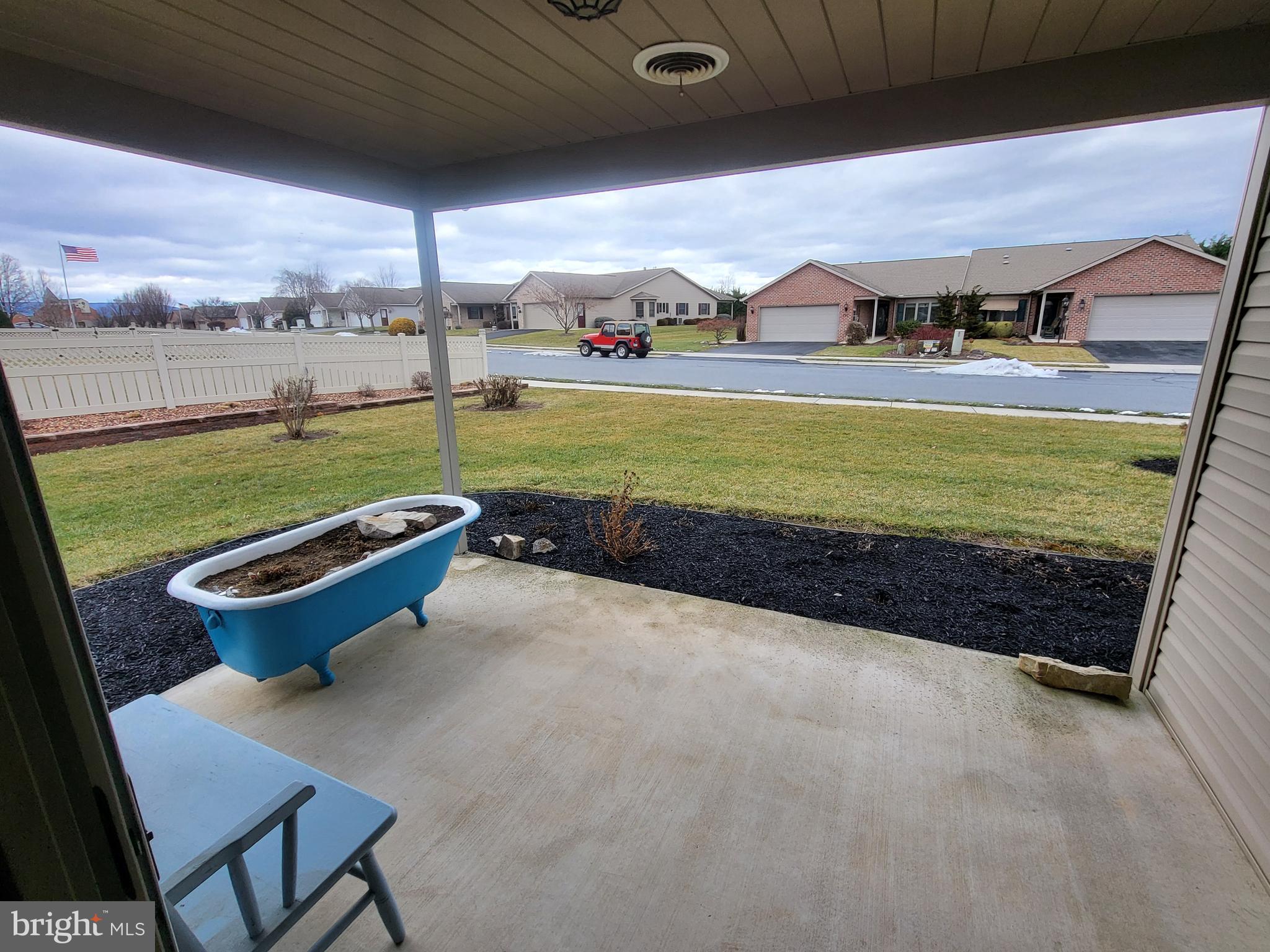 MAPLE RUN - Residential