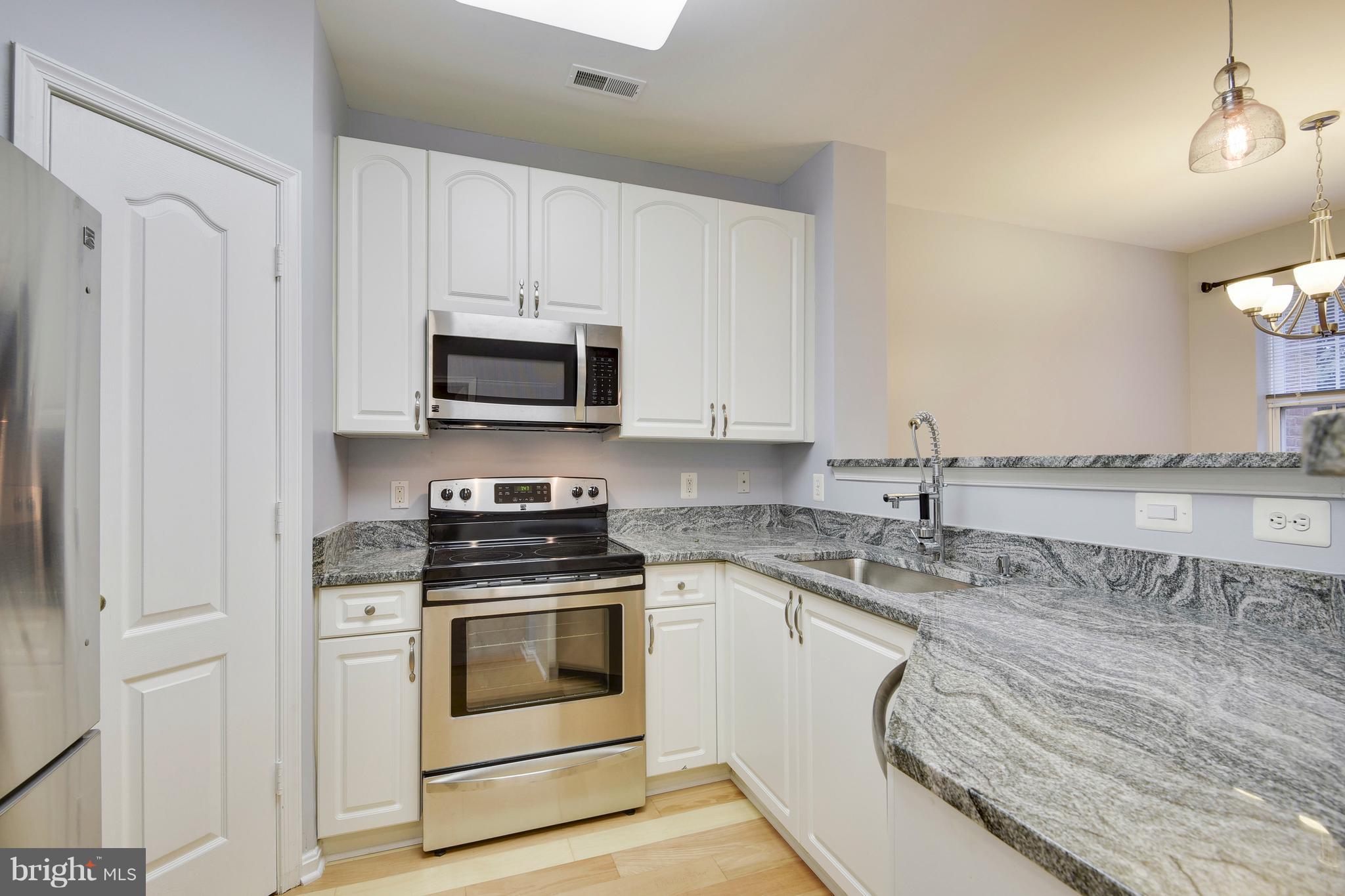 HIGH VIEW AT HUNT VALLEY - Residential