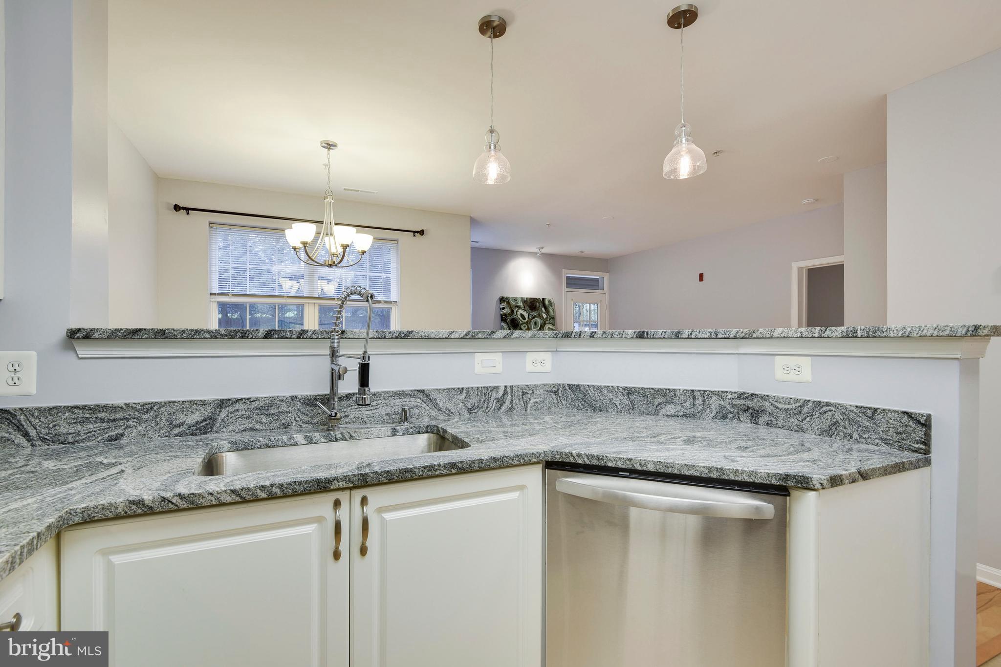 HIGH VIEW AT HUNT VALLEY - Residential