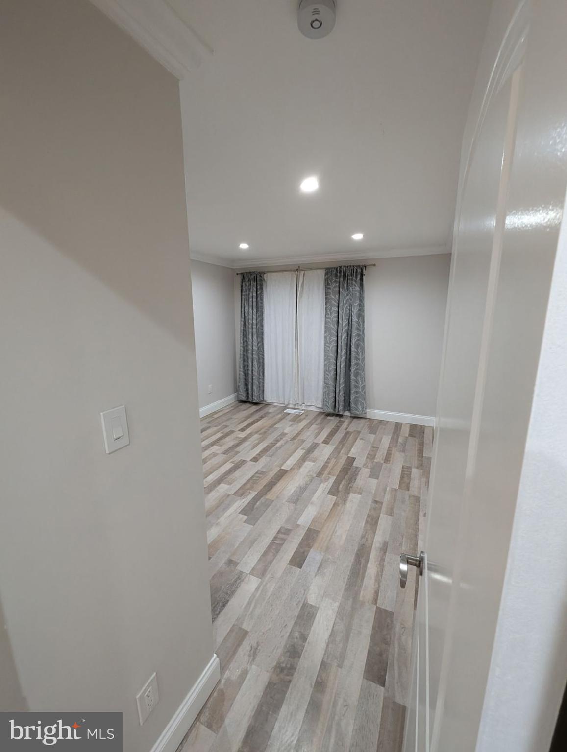 YORKTOWN - Residential