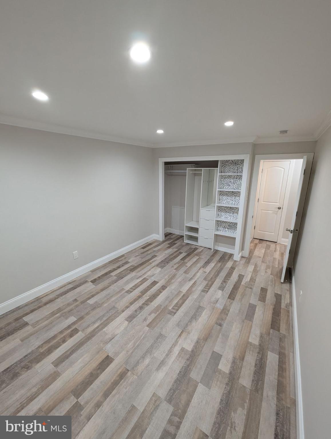 YORKTOWN - Residential