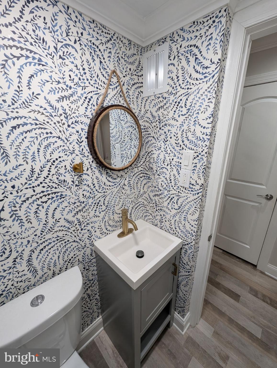 YORKTOWN - Residential