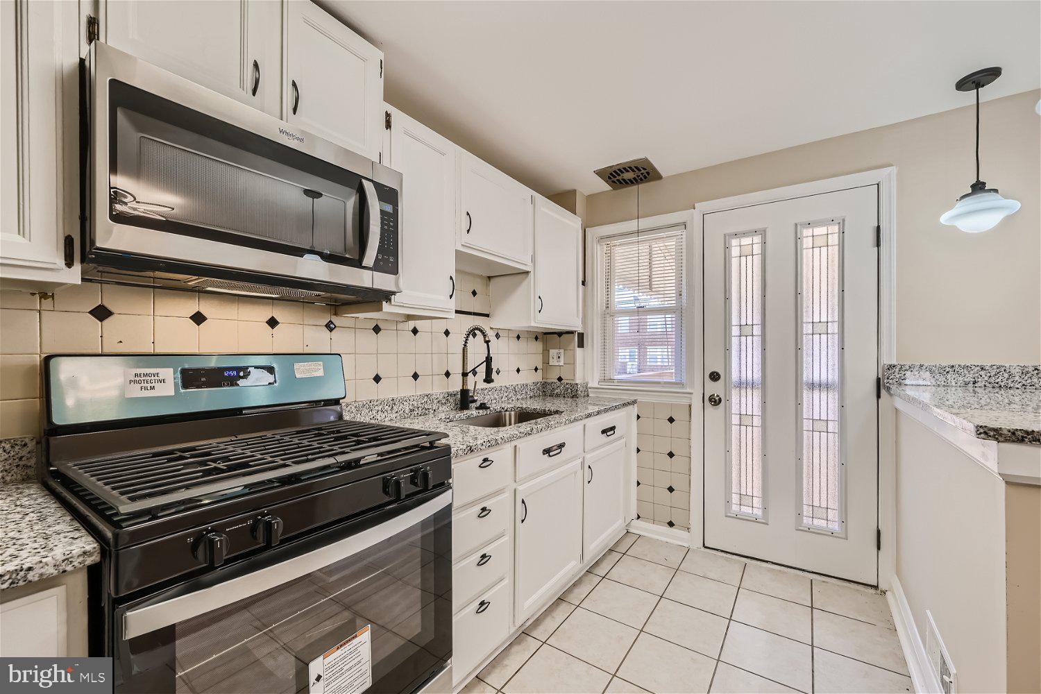 CLAREMONT-FREEDOM - Residential