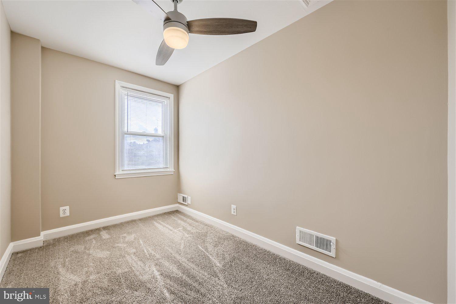 CLAREMONT-FREEDOM - Residential