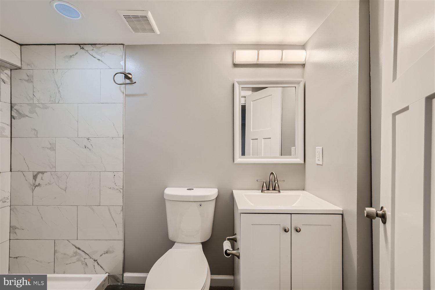 CLAREMONT-FREEDOM - Residential