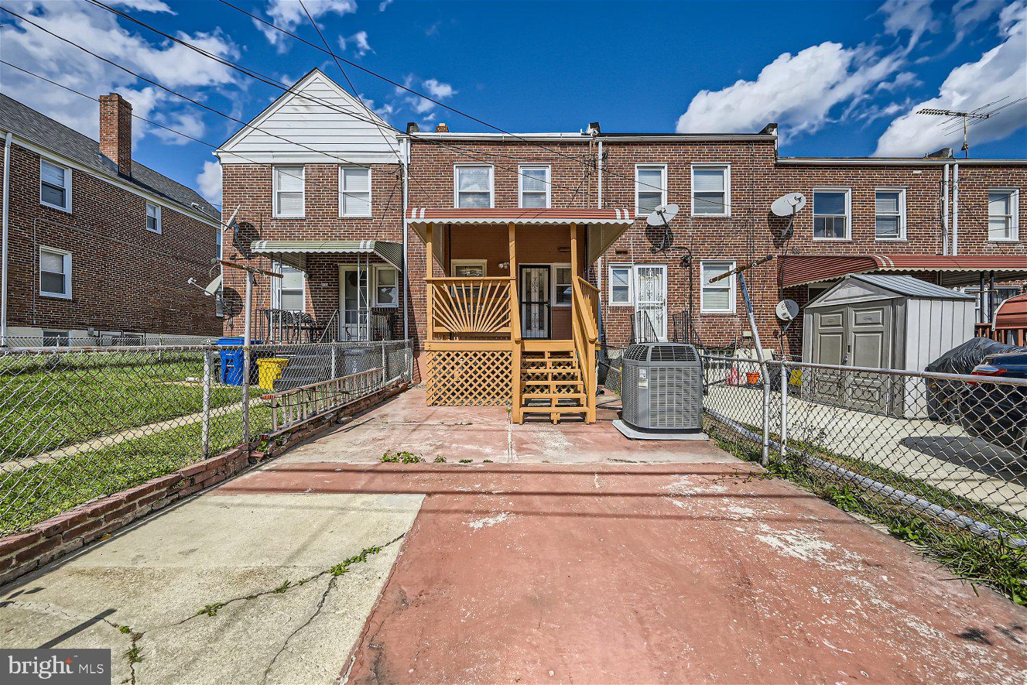 CLAREMONT-FREEDOM - Residential