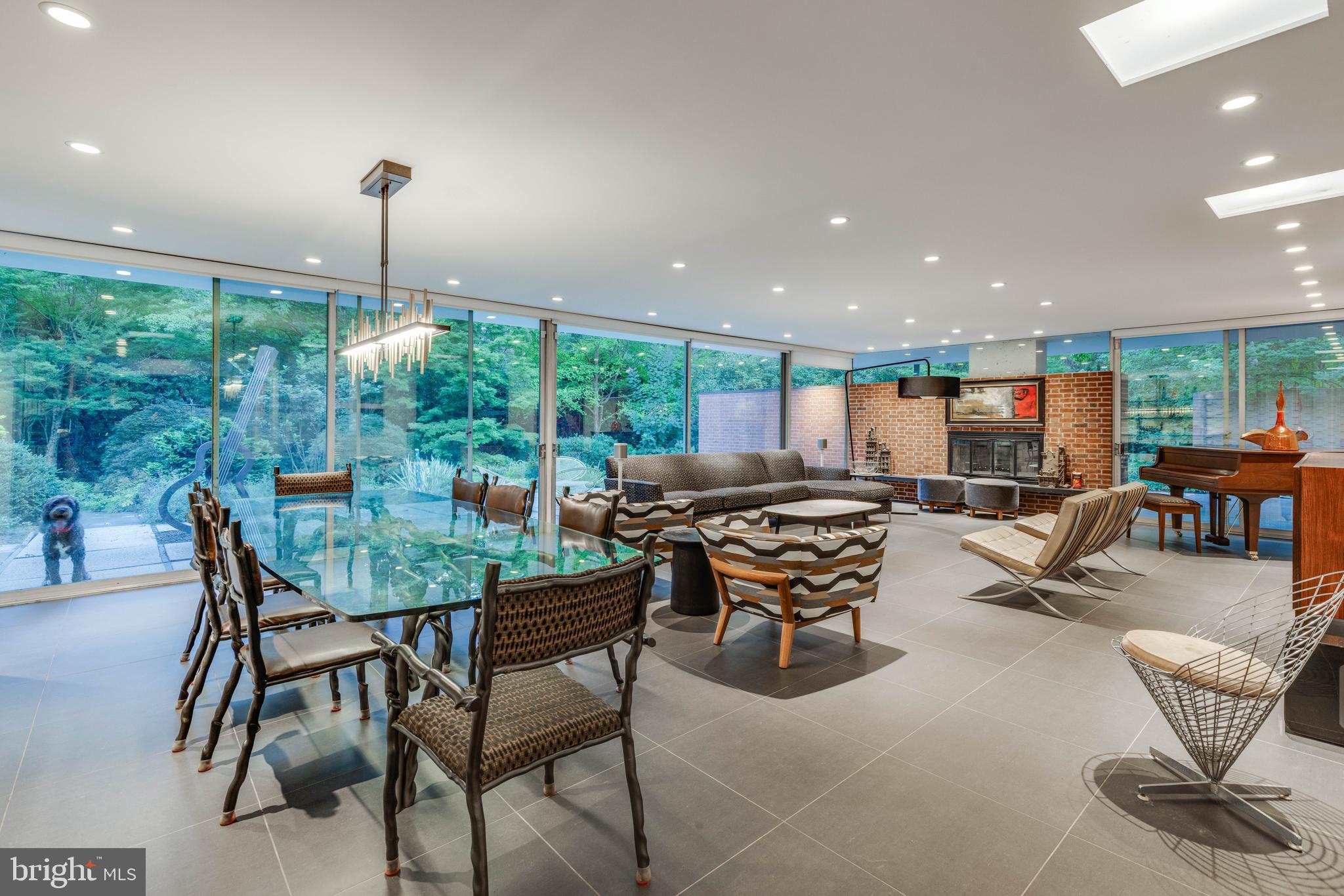 11615 WOODLAND DRIVE