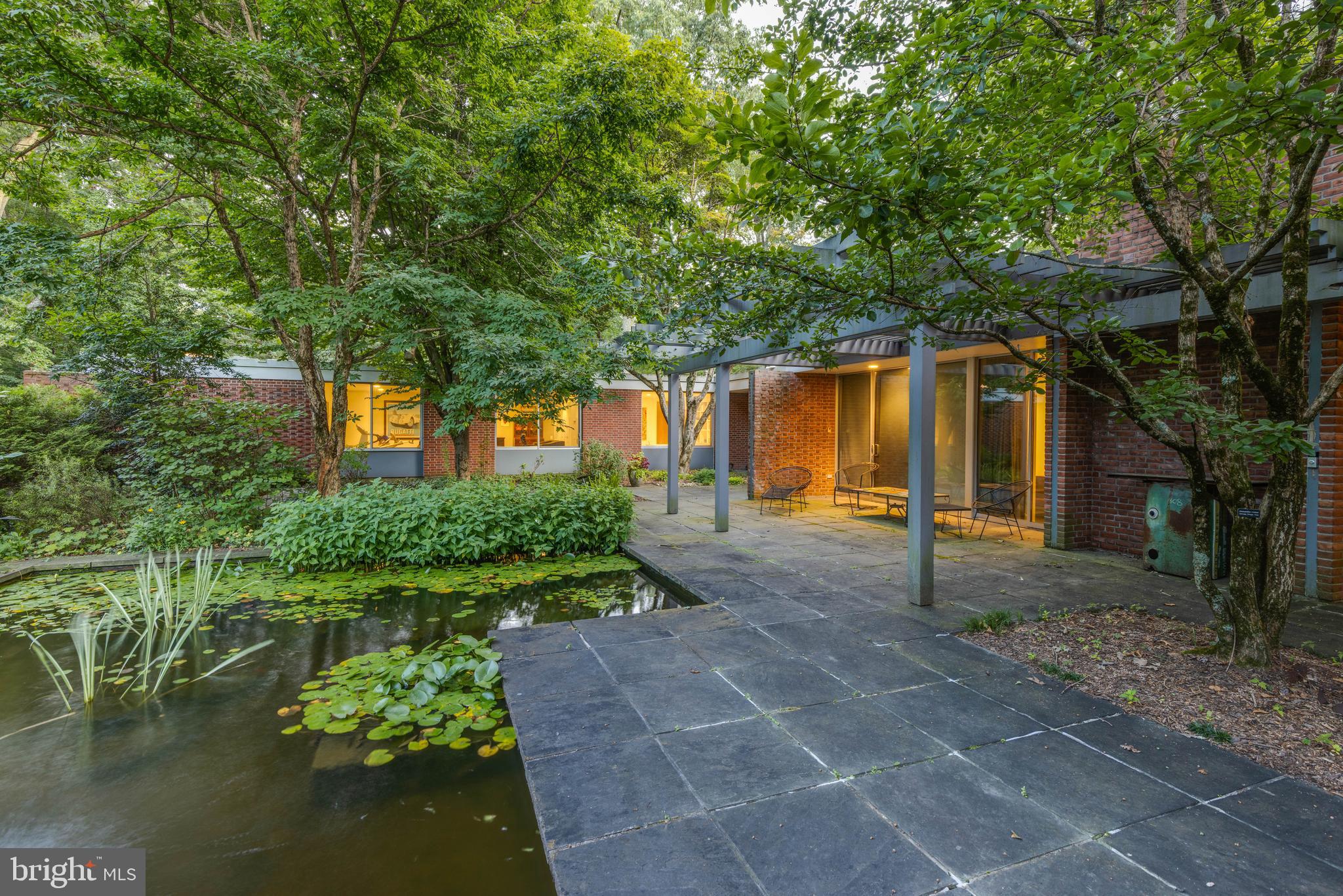 11615 WOODLAND DRIVE