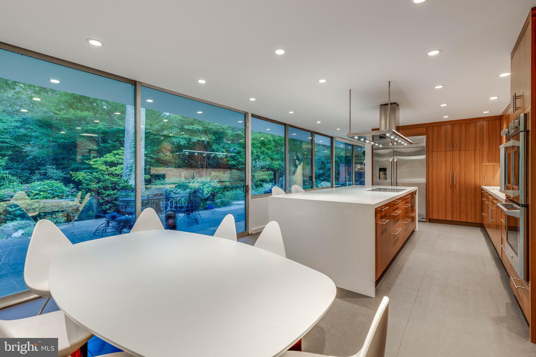 11615 WOODLAND DRIVE