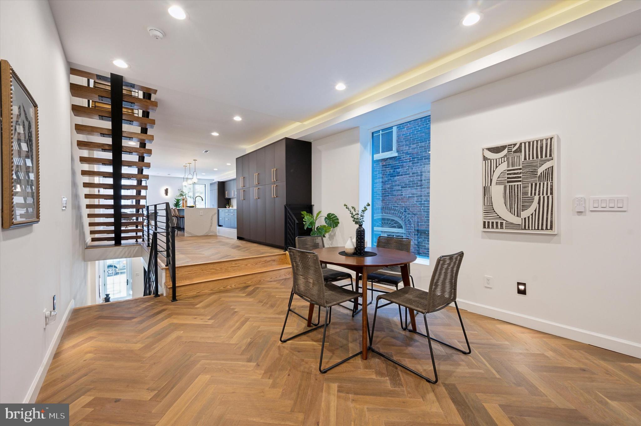 RITTENHOUSE SQUARE - Residential