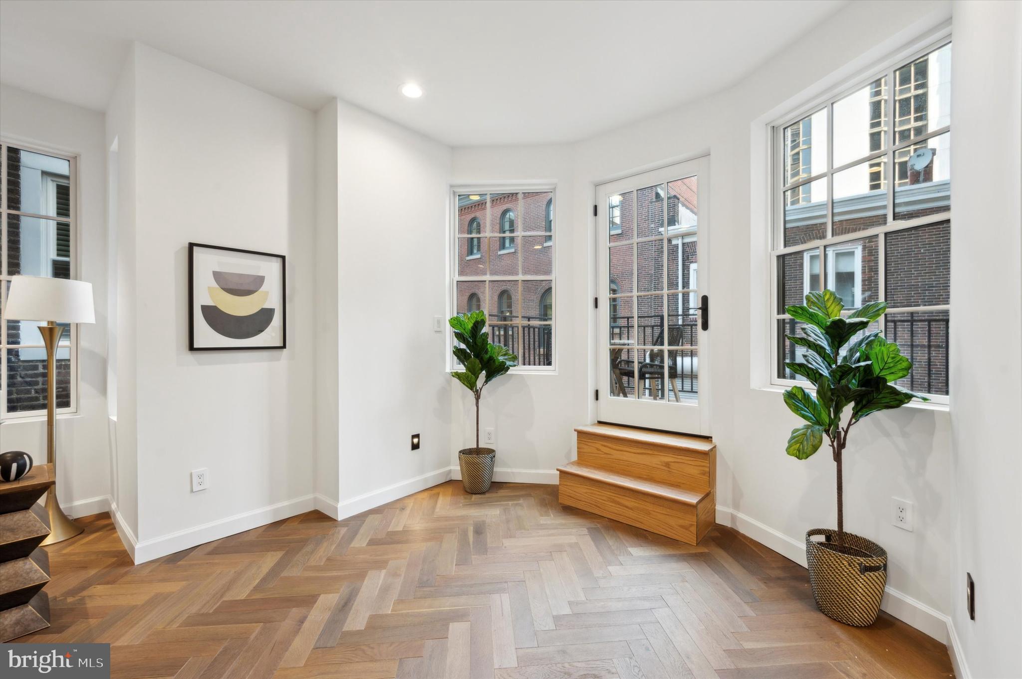 RITTENHOUSE SQUARE - Residential