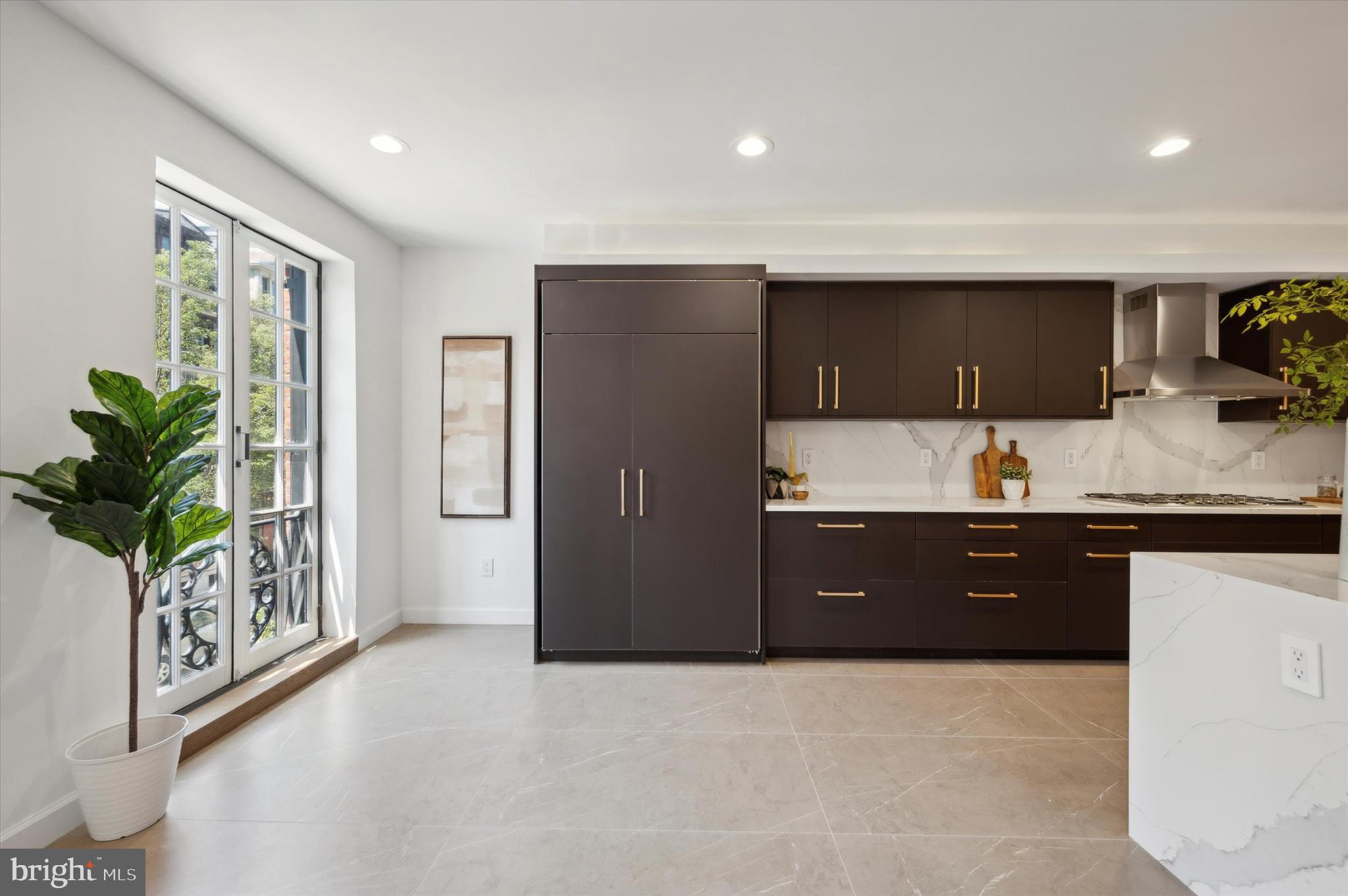 RITTENHOUSE SQUARE - Residential