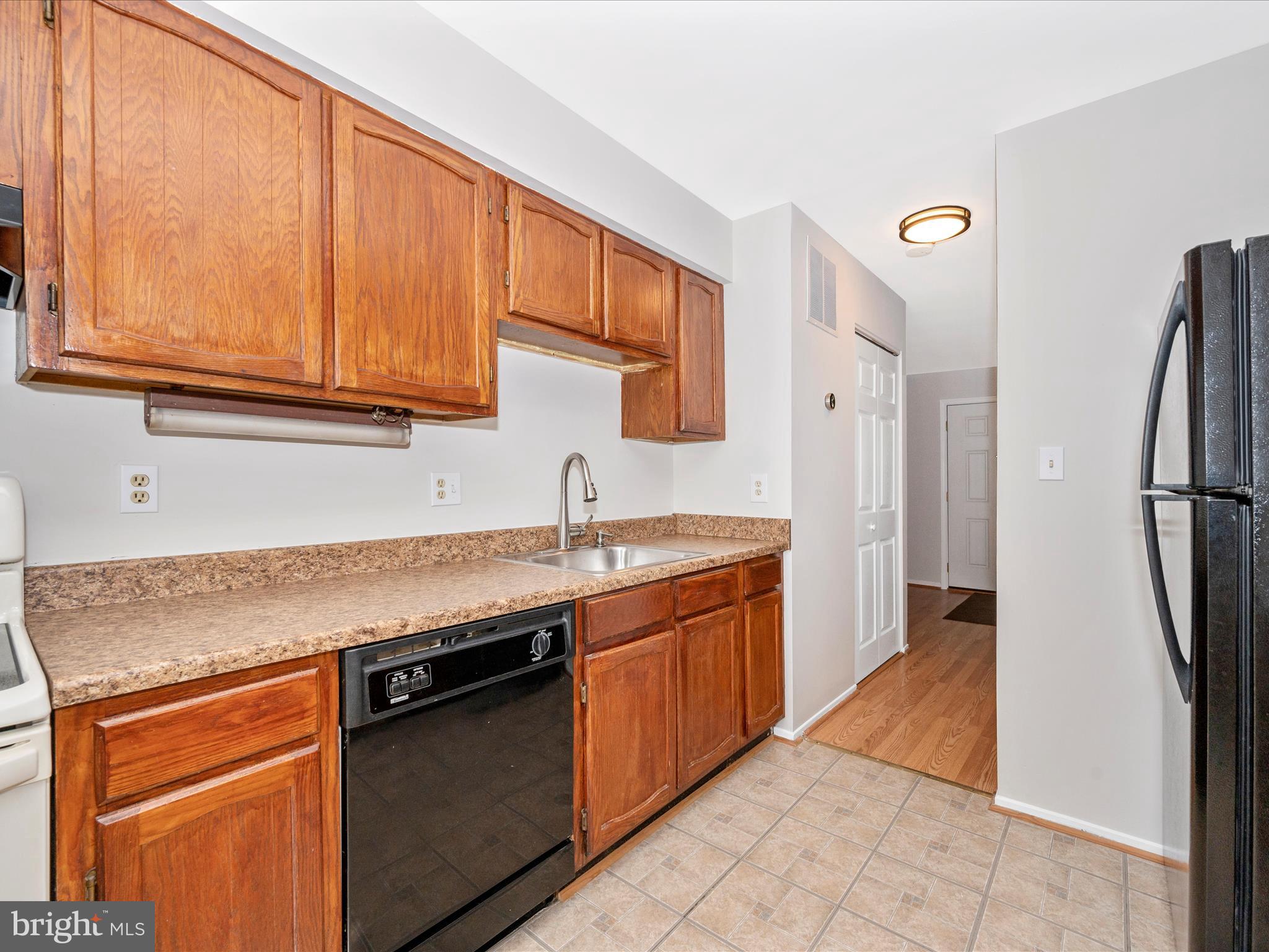 FARMINGDALE - Residential