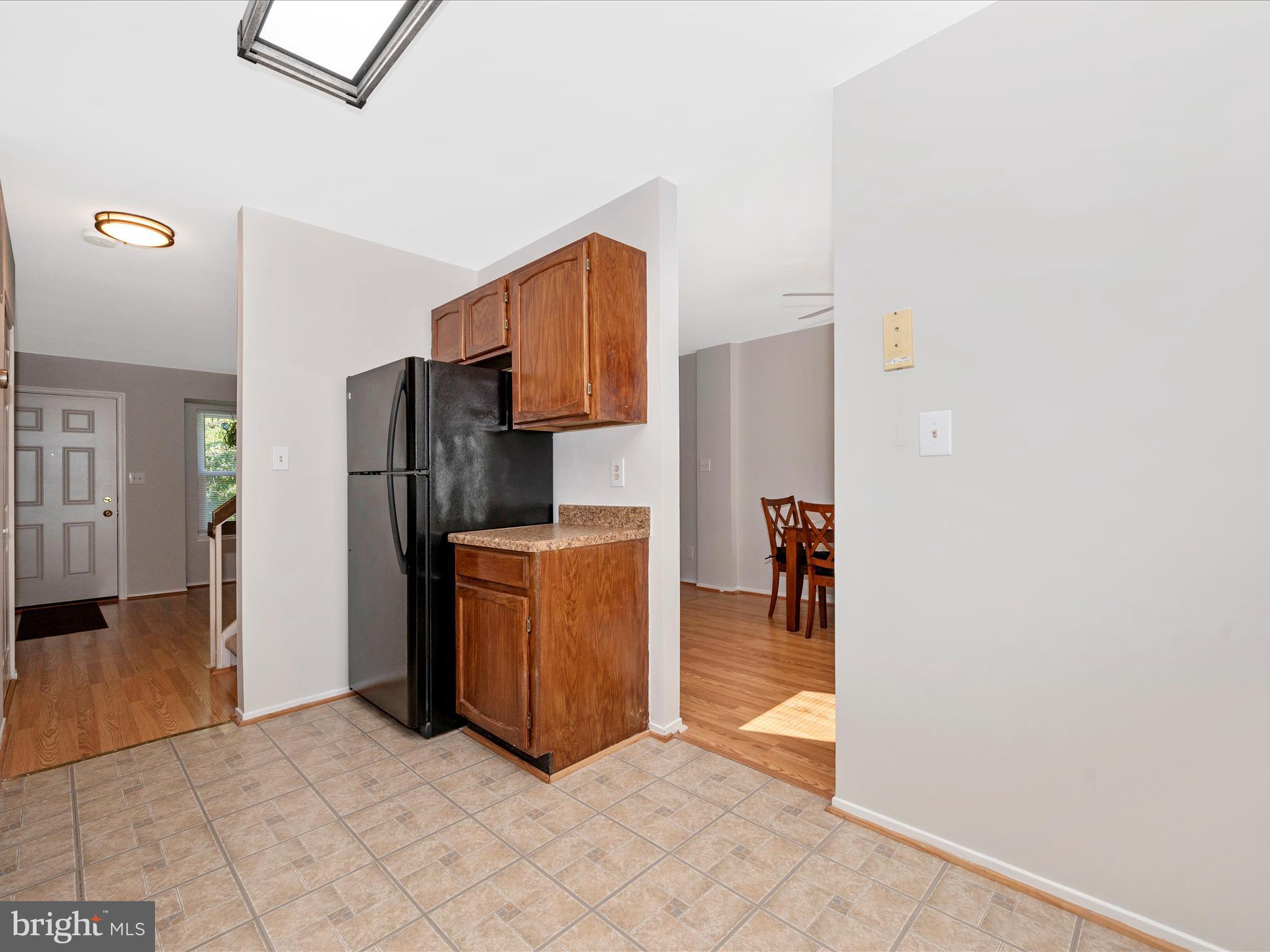 FARMINGDALE - Residential