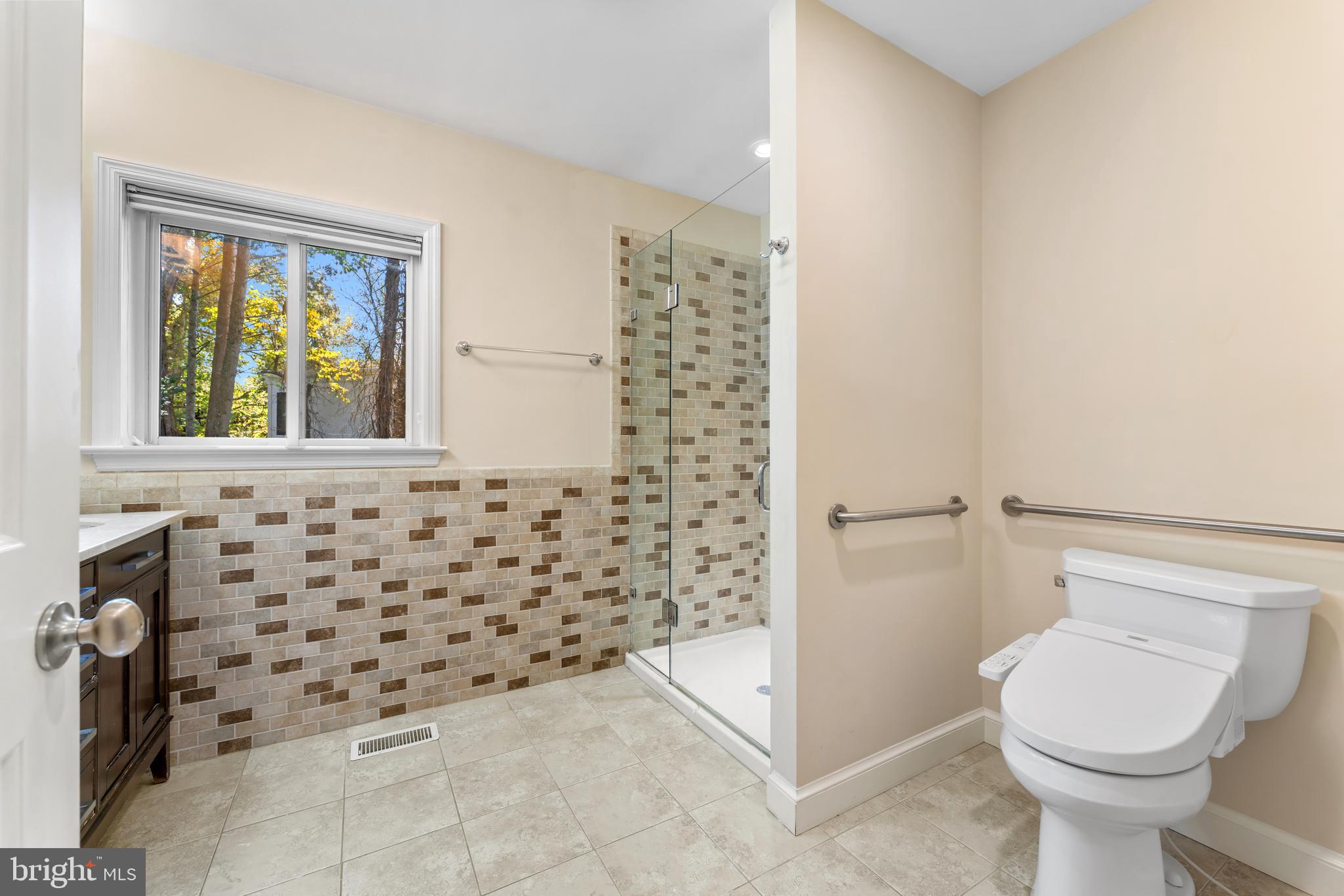 BURNING TREE VALLEY - Residential Lease