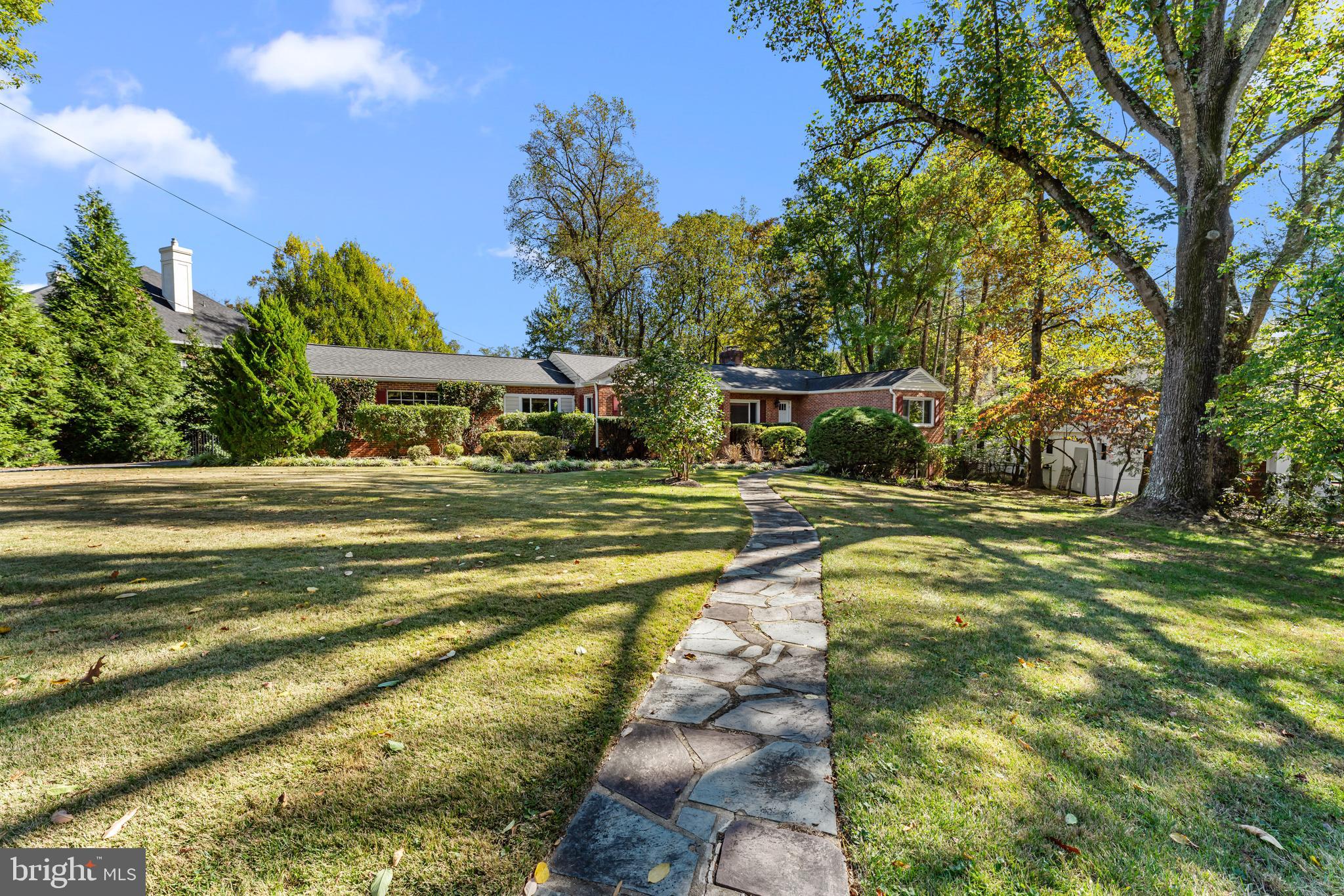 BURNING TREE VALLEY - Residential Lease