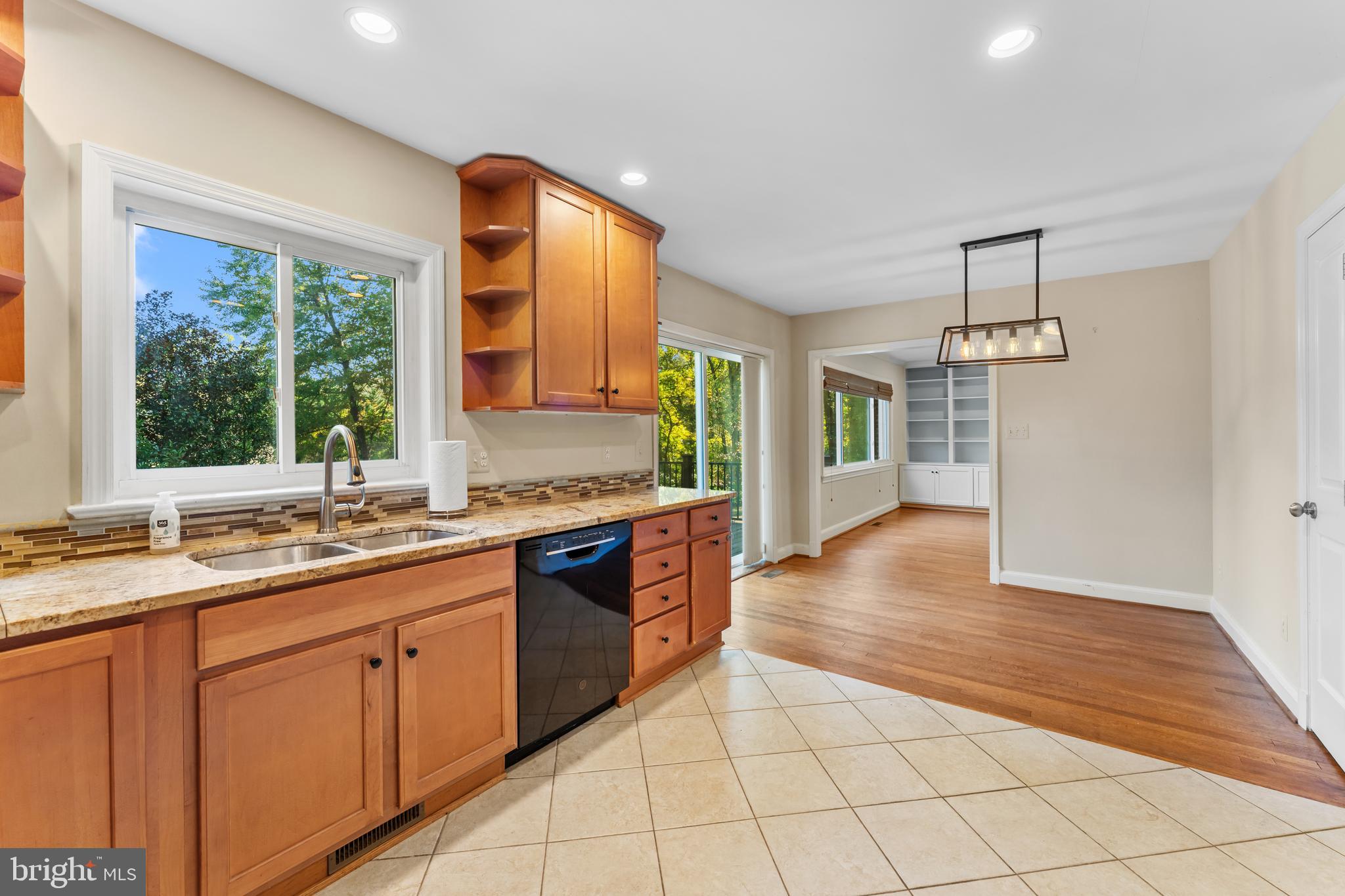 BURNING TREE VALLEY - Residential Lease