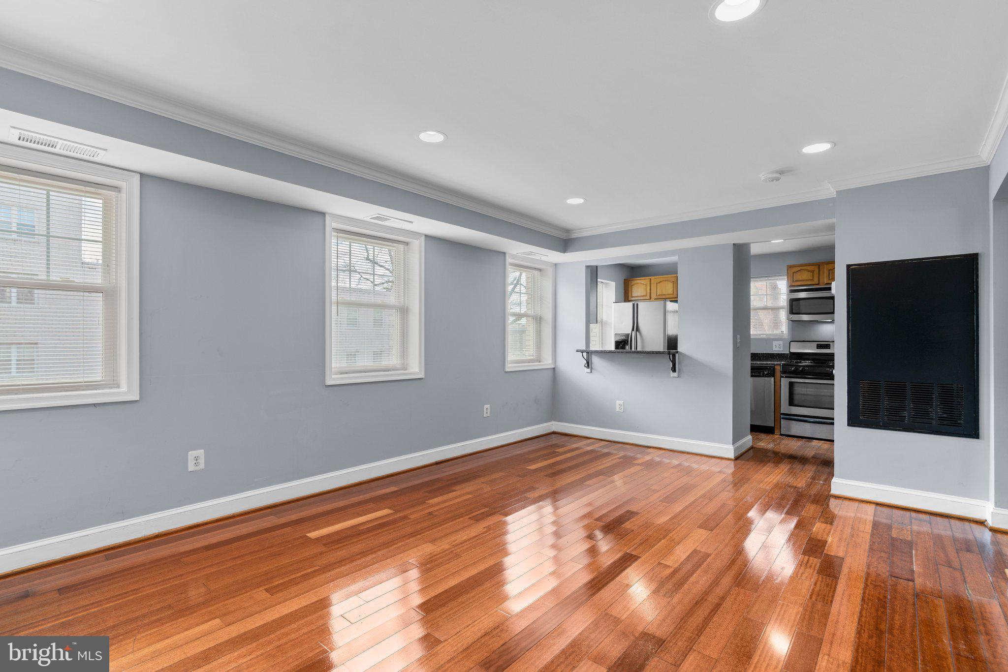 3866 9TH STREET SE 101