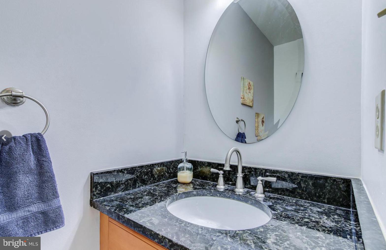 ROLLING ACRES - Residential Lease