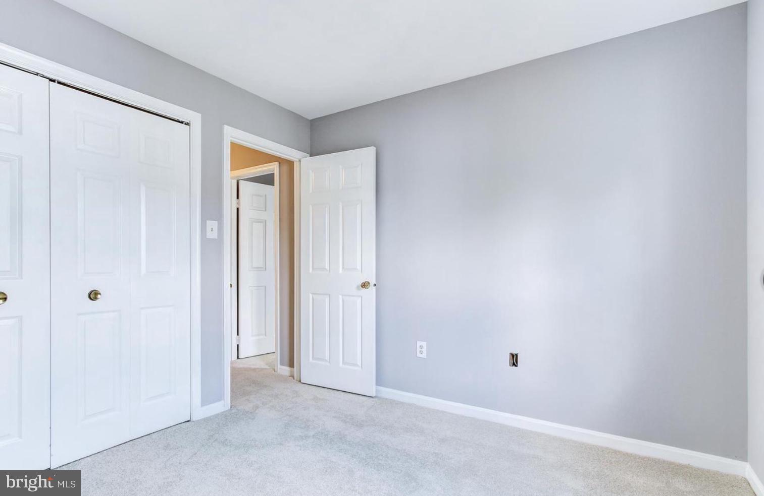 ROLLING ACRES - Residential Lease