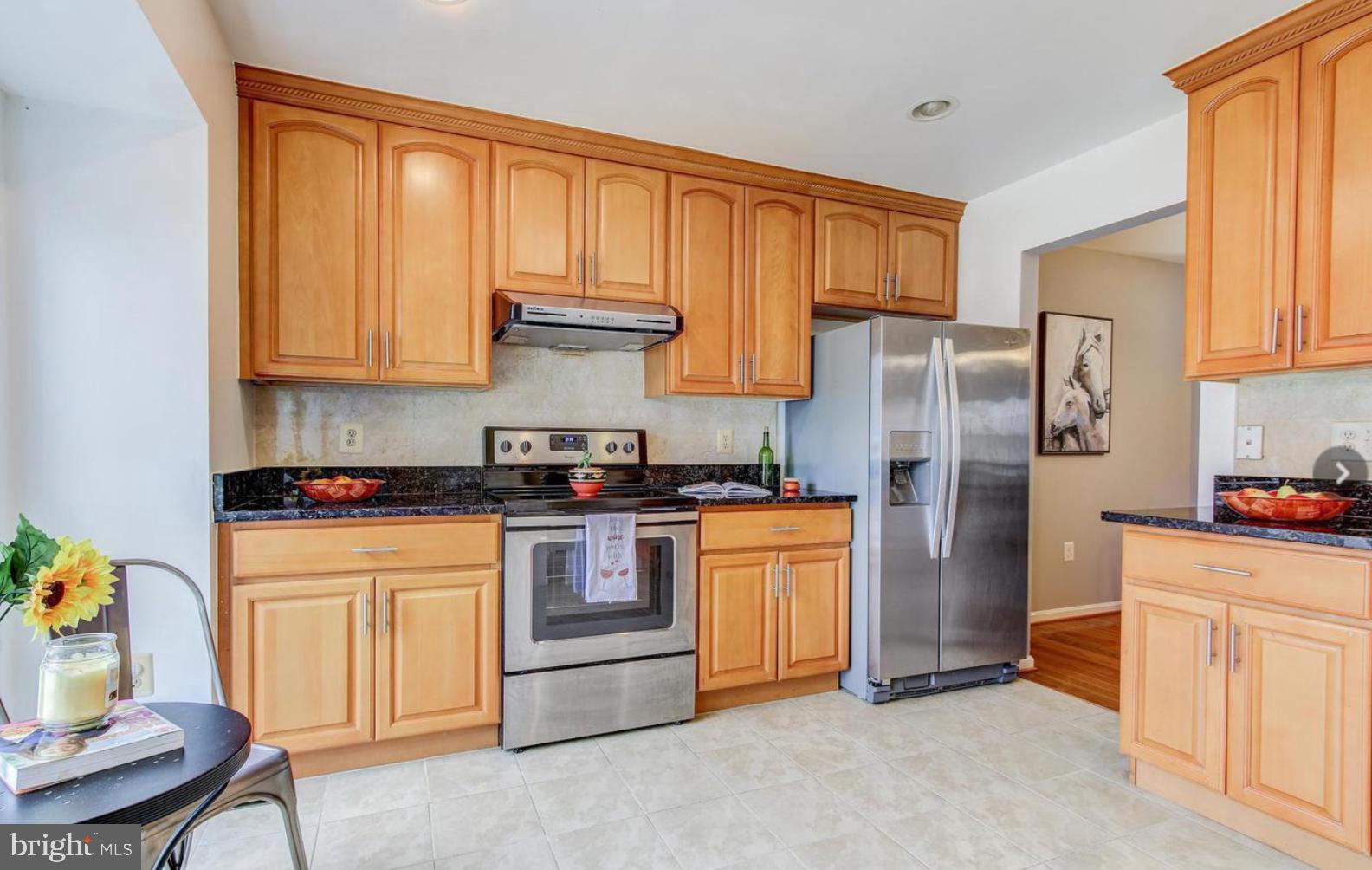 ROLLING ACRES - Residential Lease