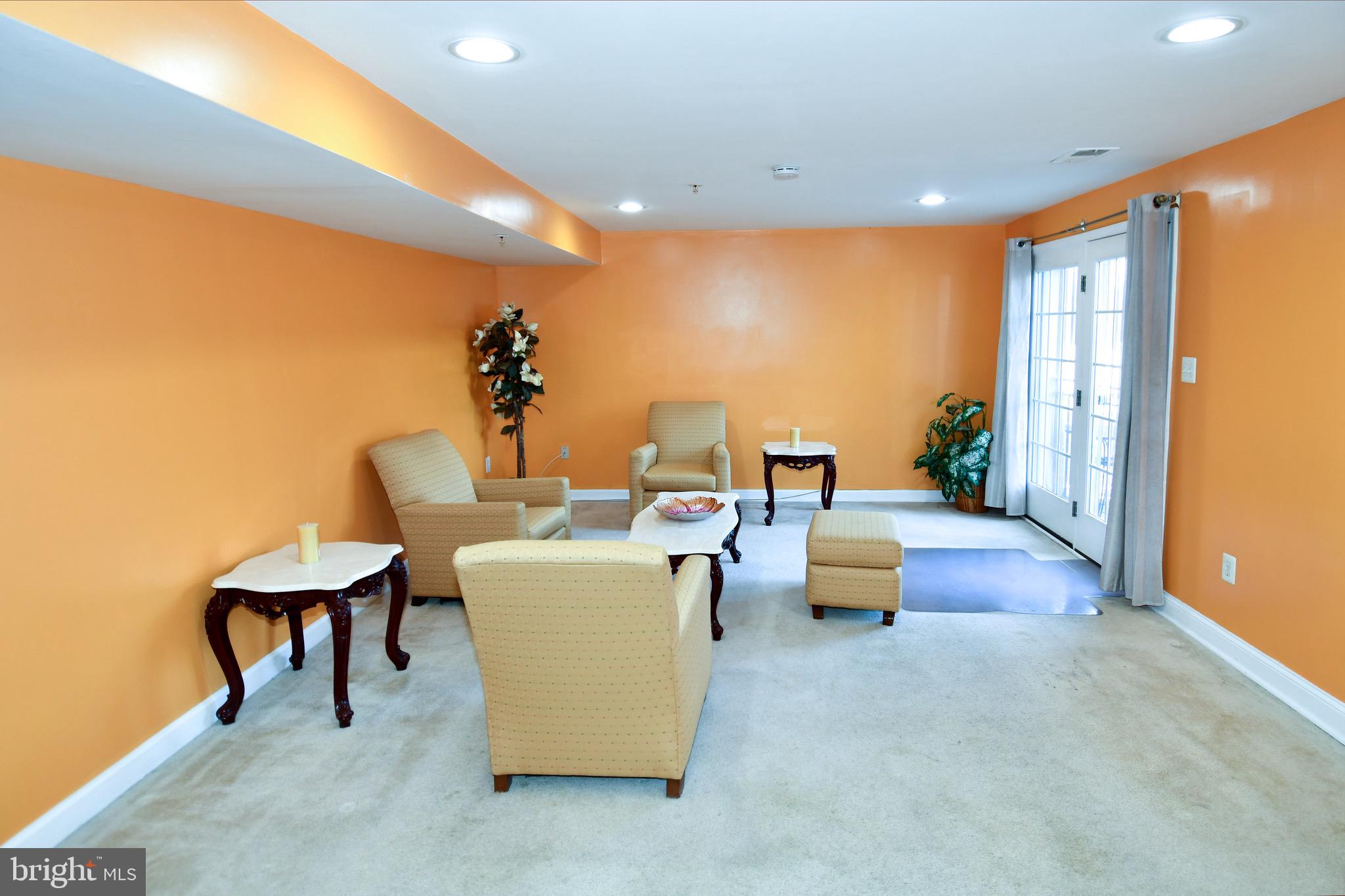 FAIRLAND FARMS - Residential