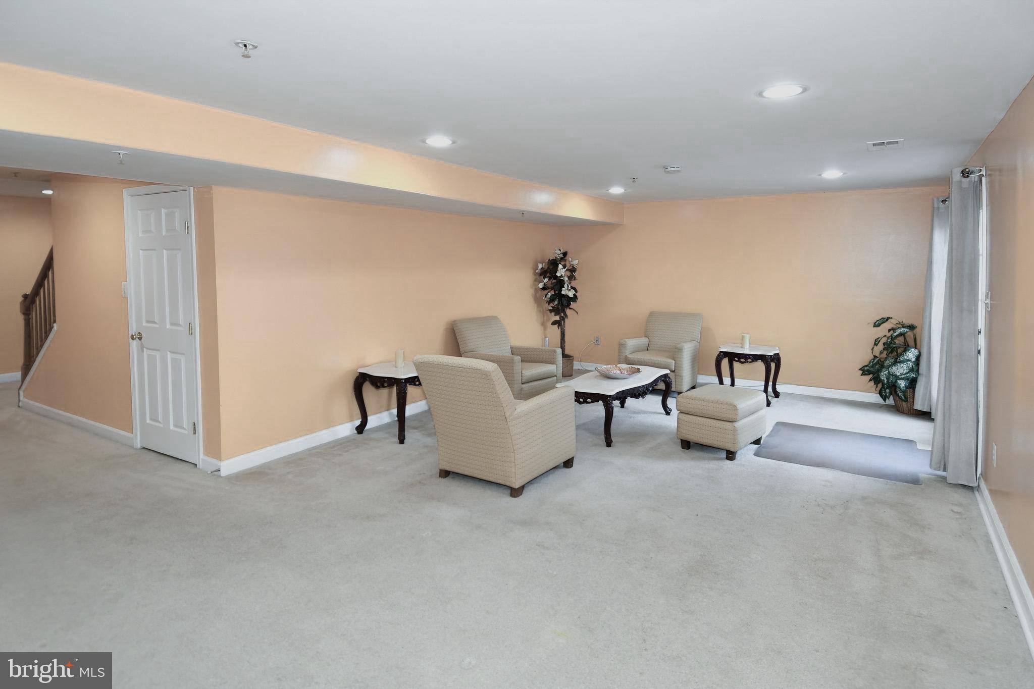 FAIRLAND FARMS - Residential