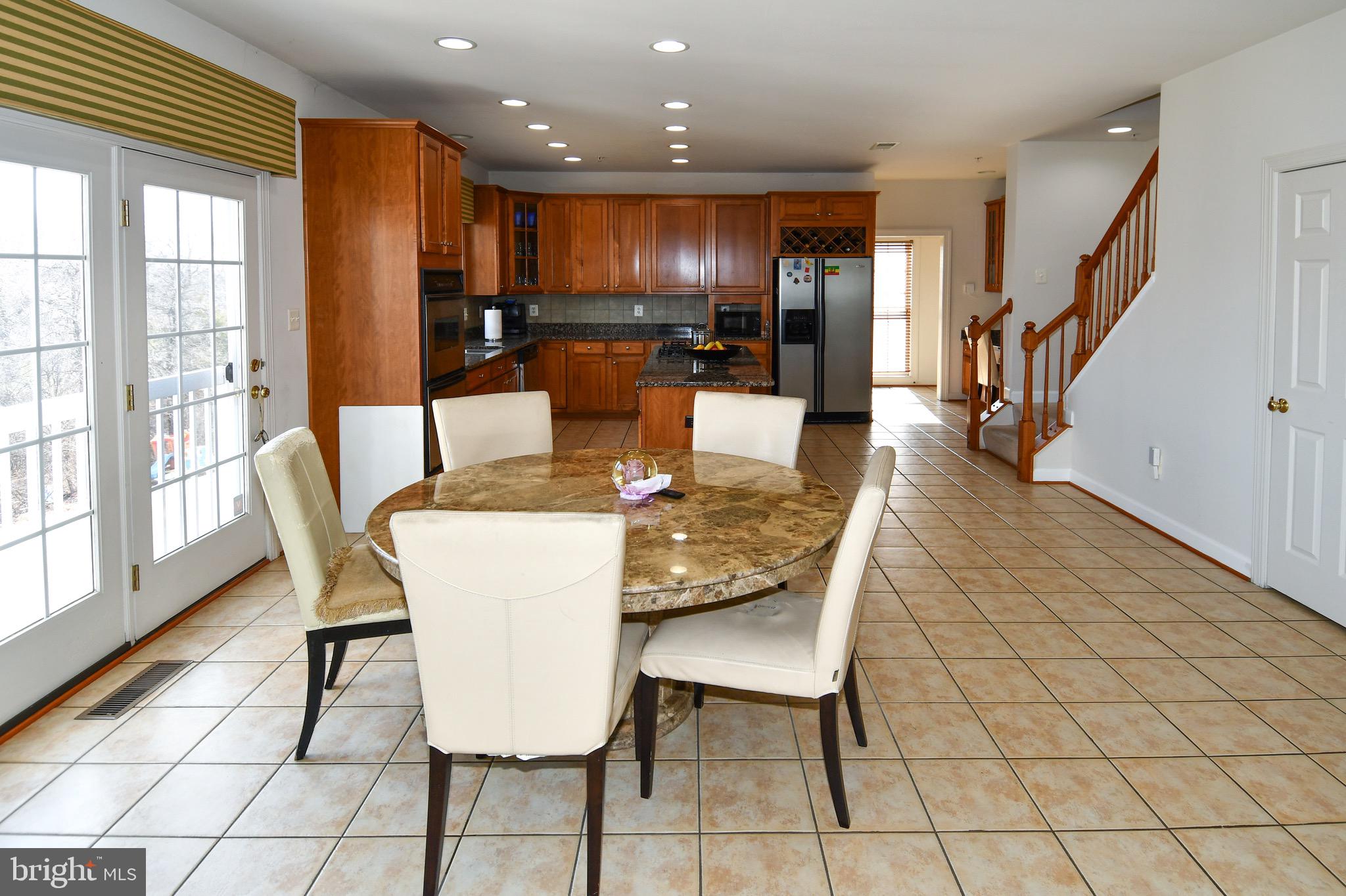 FAIRLAND FARMS - Residential