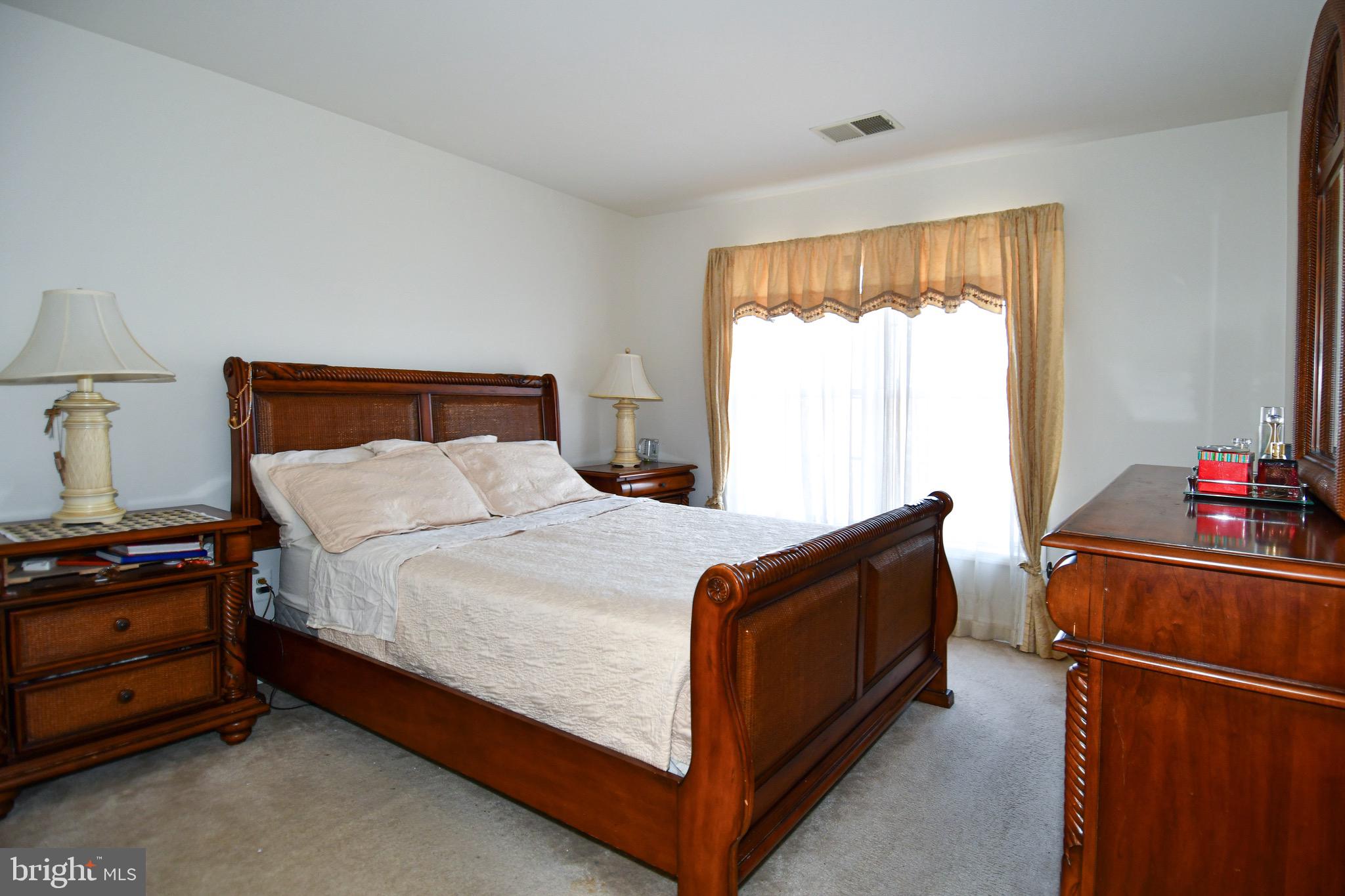 FAIRLAND FARMS - Residential