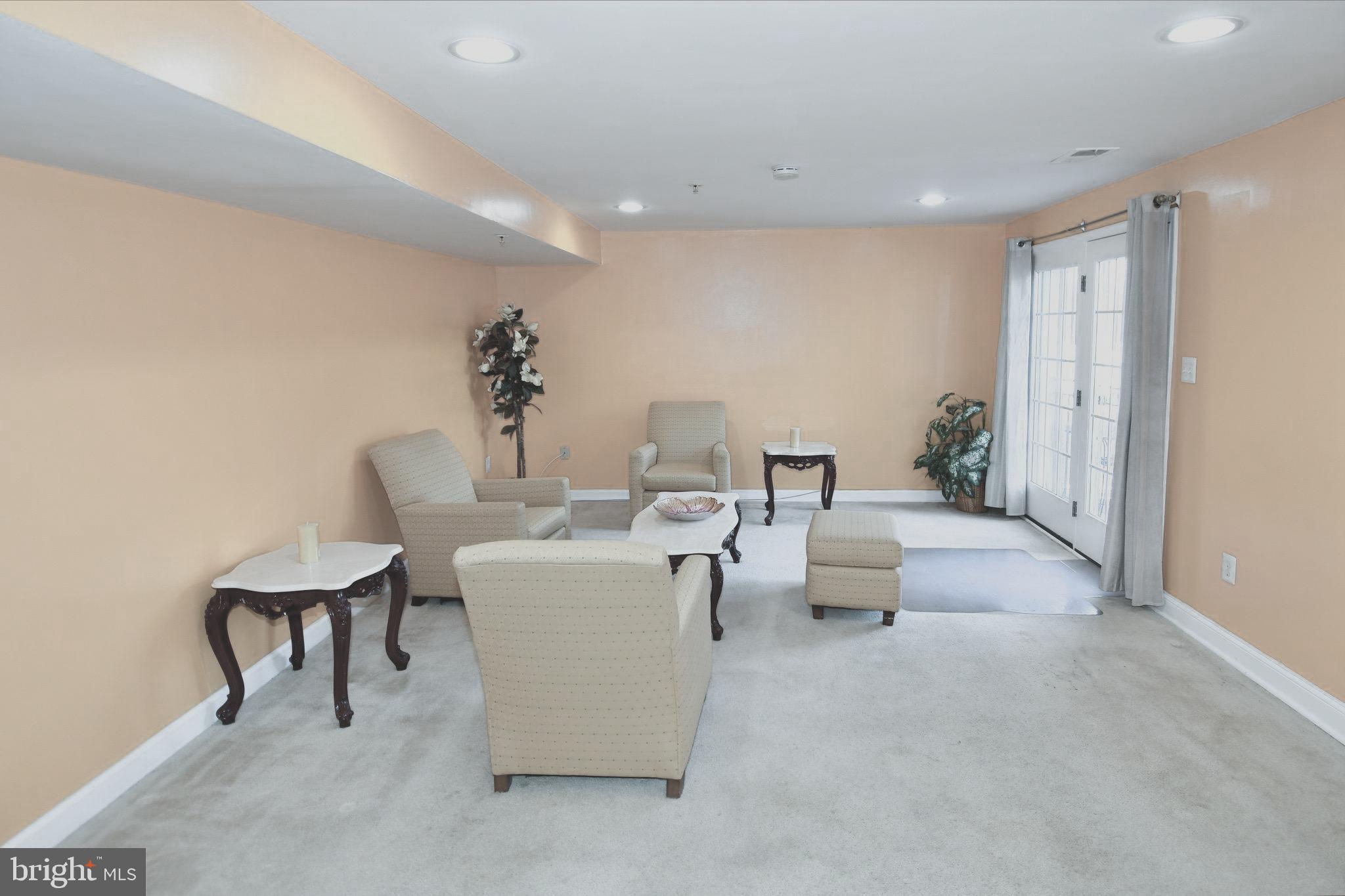 FAIRLAND FARMS - Residential