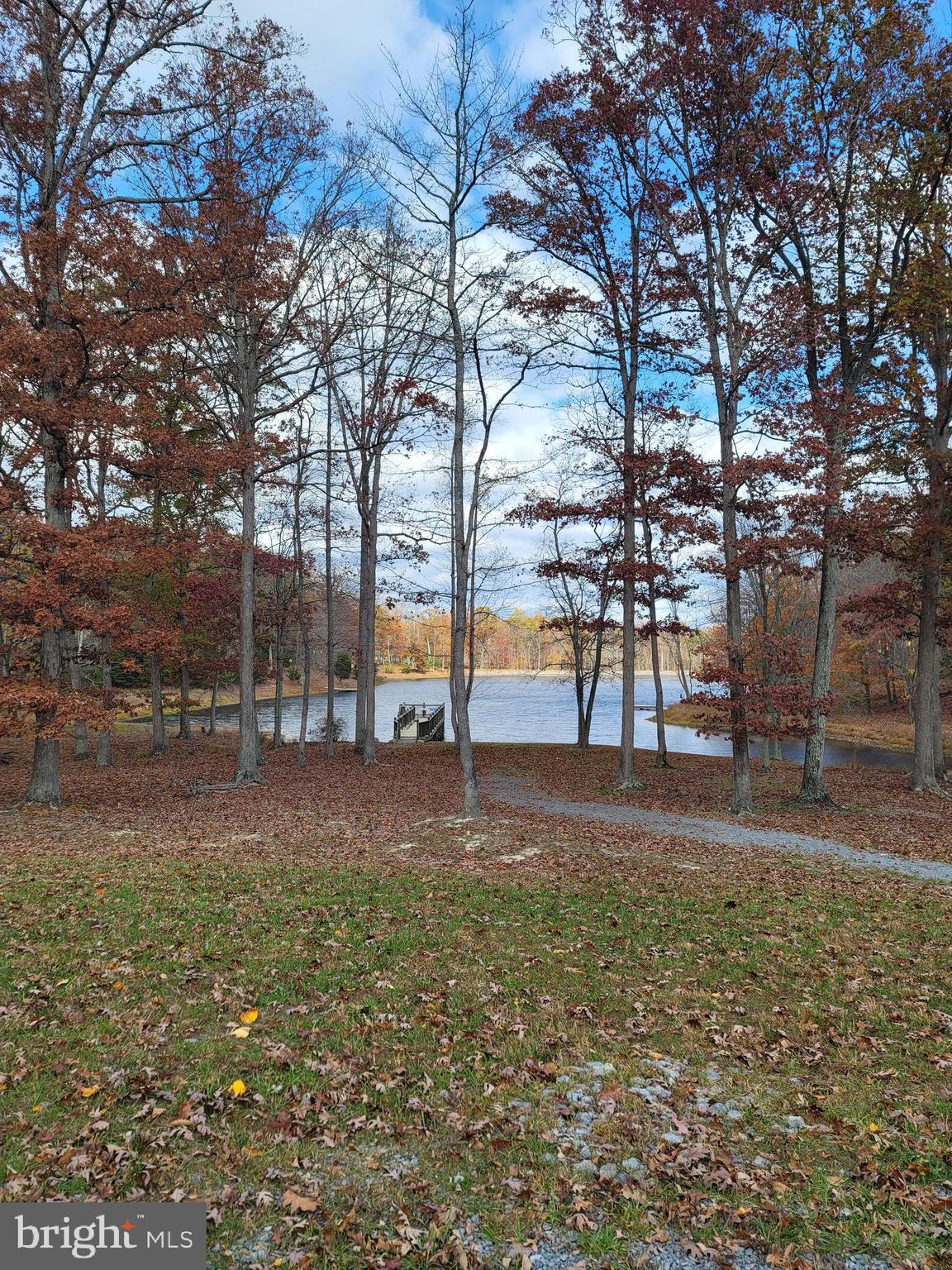 LAKE FOREST ESTATES - Residential