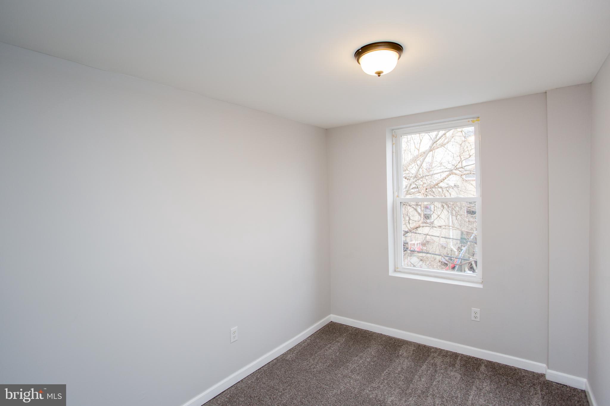 MANTUA - Residential