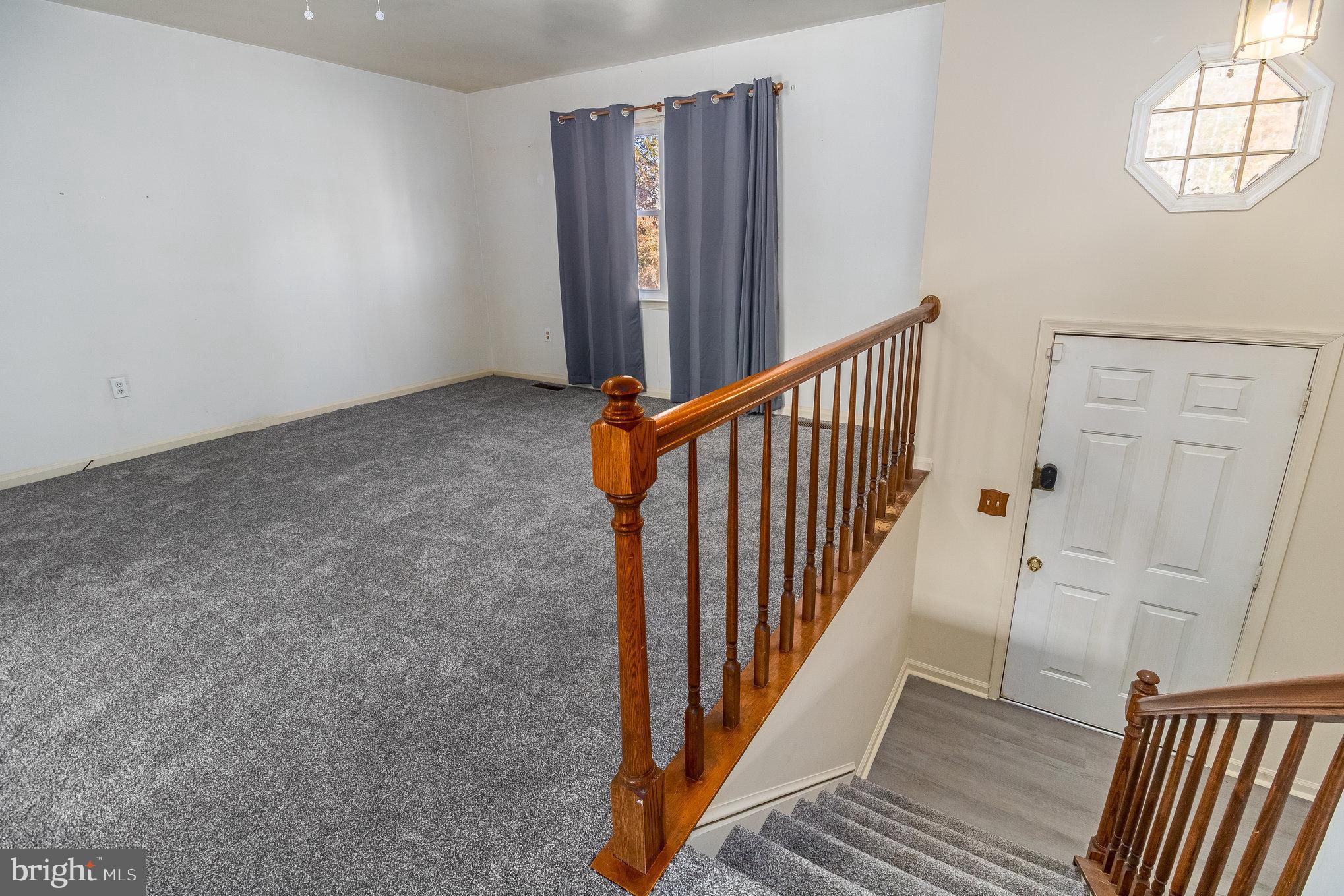 LONG BRANCH - Residential