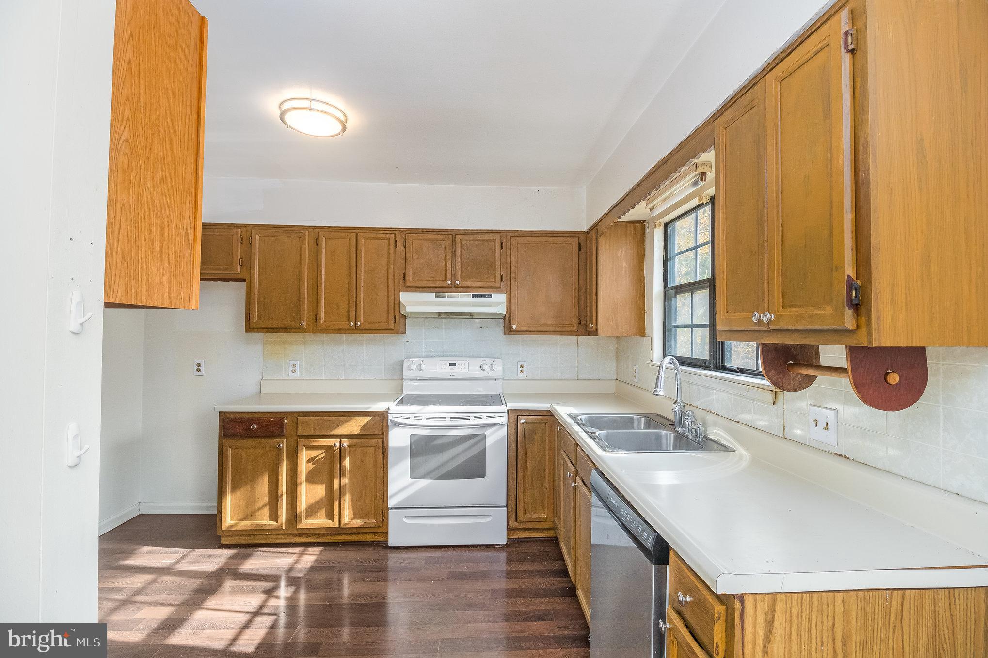 LONG BRANCH - Residential