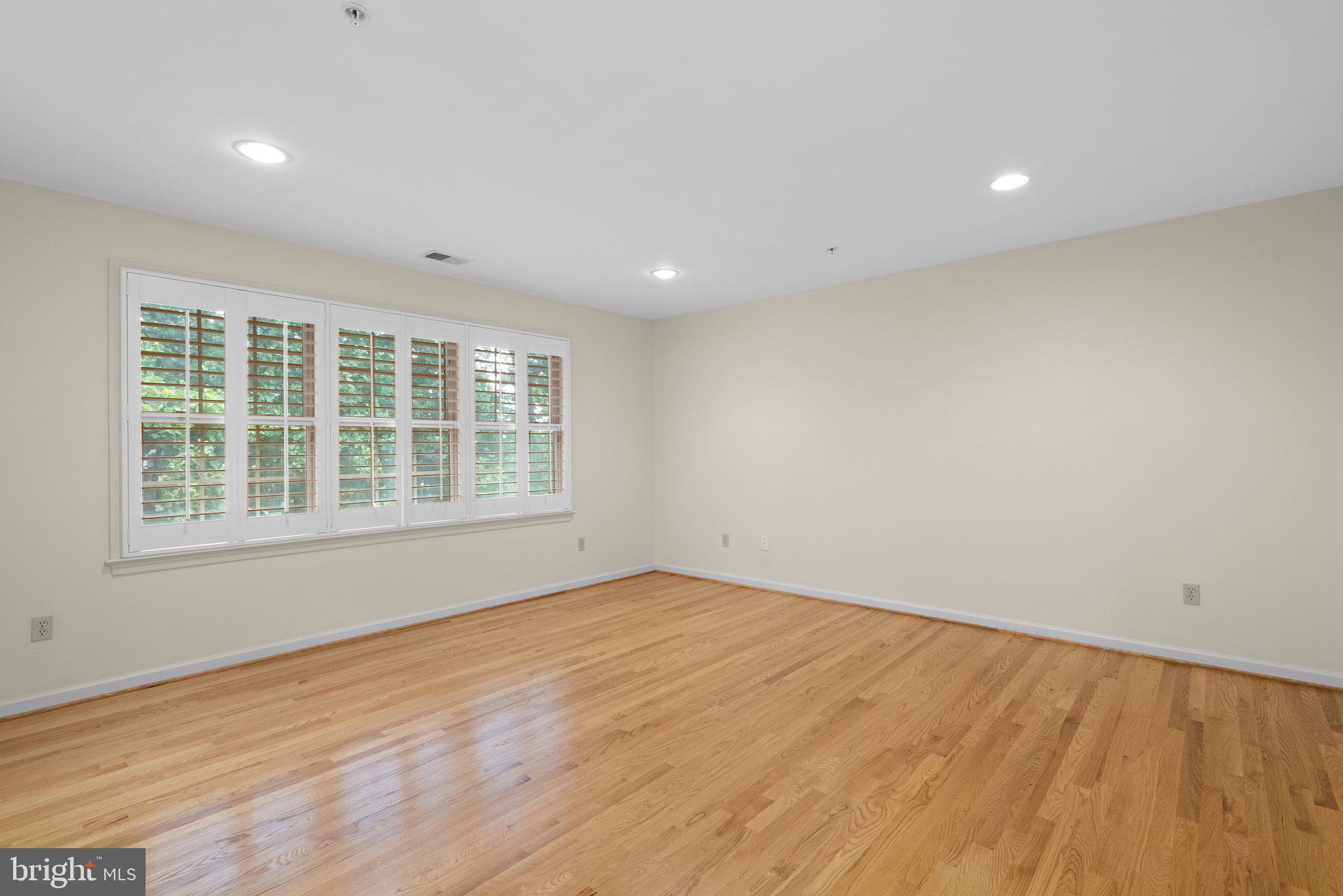 FALLSTONE - Residential Lease