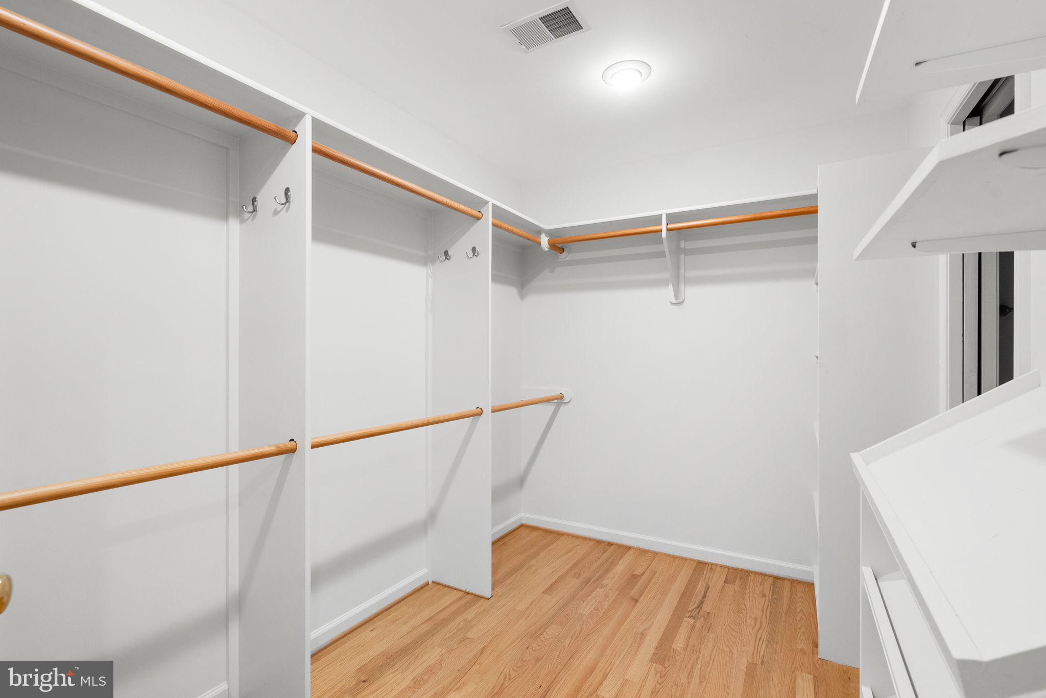 FALLSTONE - Residential Lease