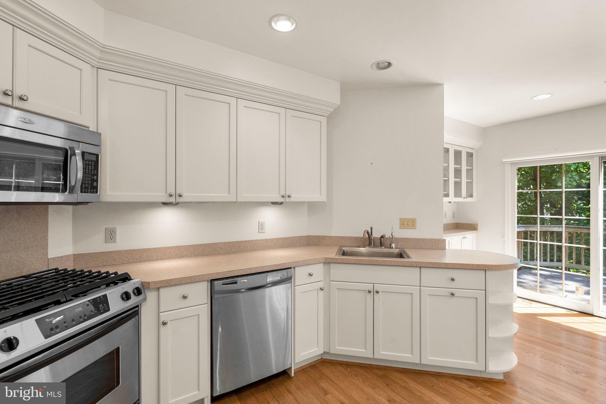 FALLSTONE - Residential Lease