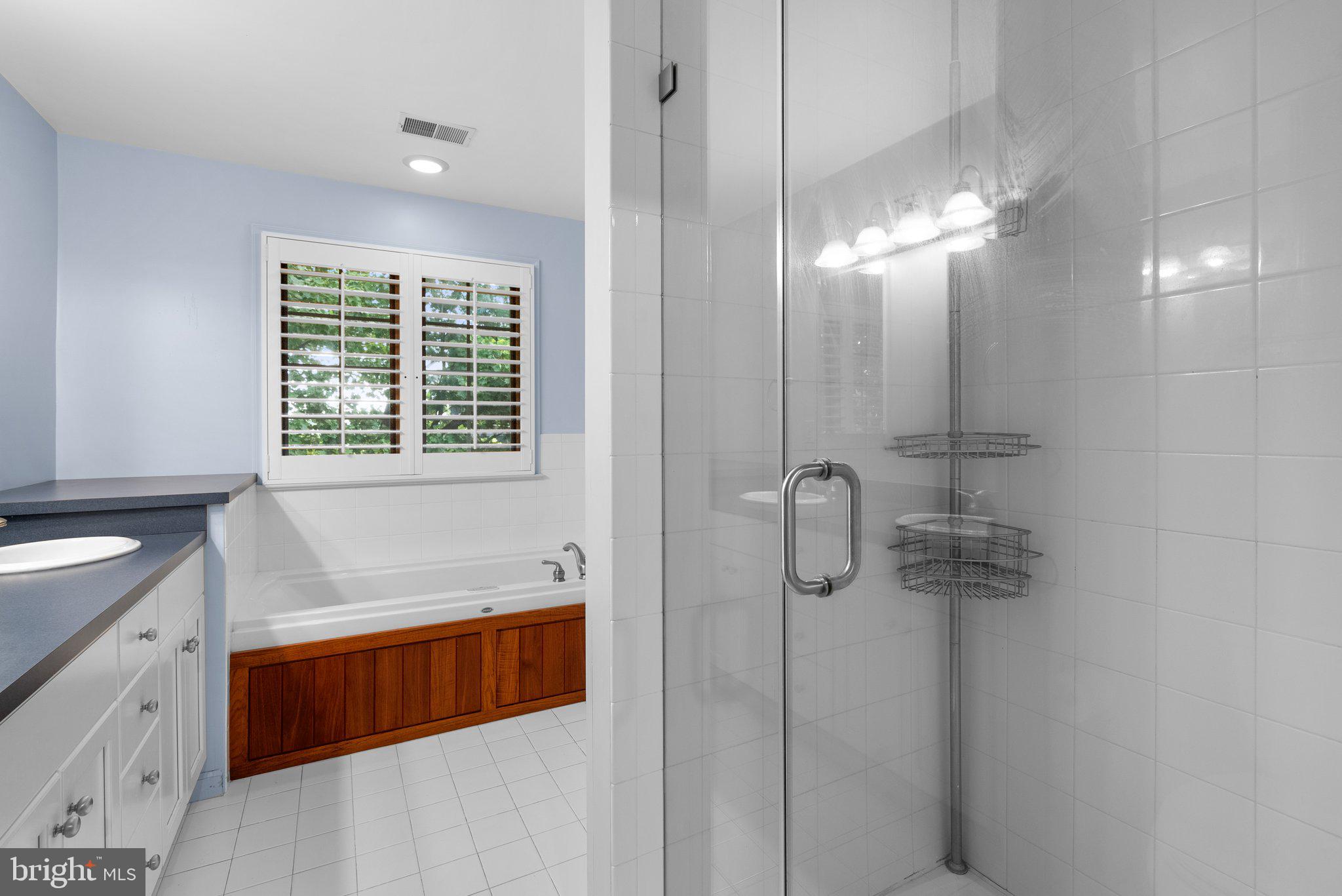 FALLSTONE - Residential Lease