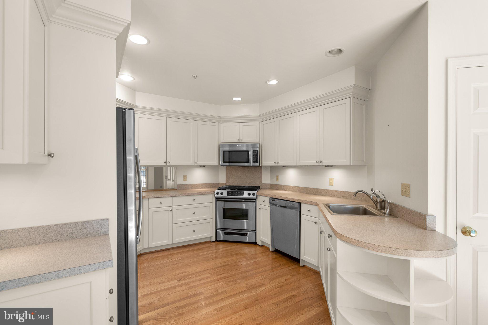 FALLSTONE - Residential Lease