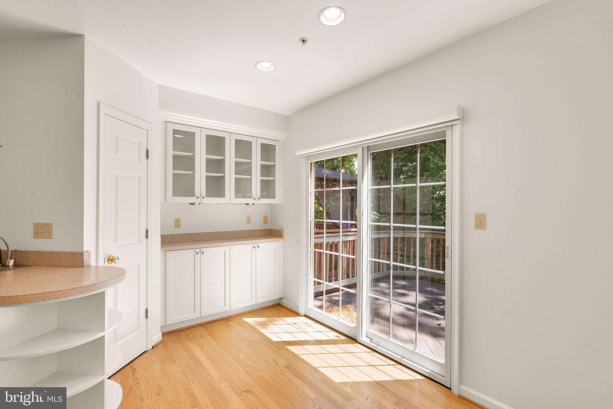 FALLSTONE - Residential Lease