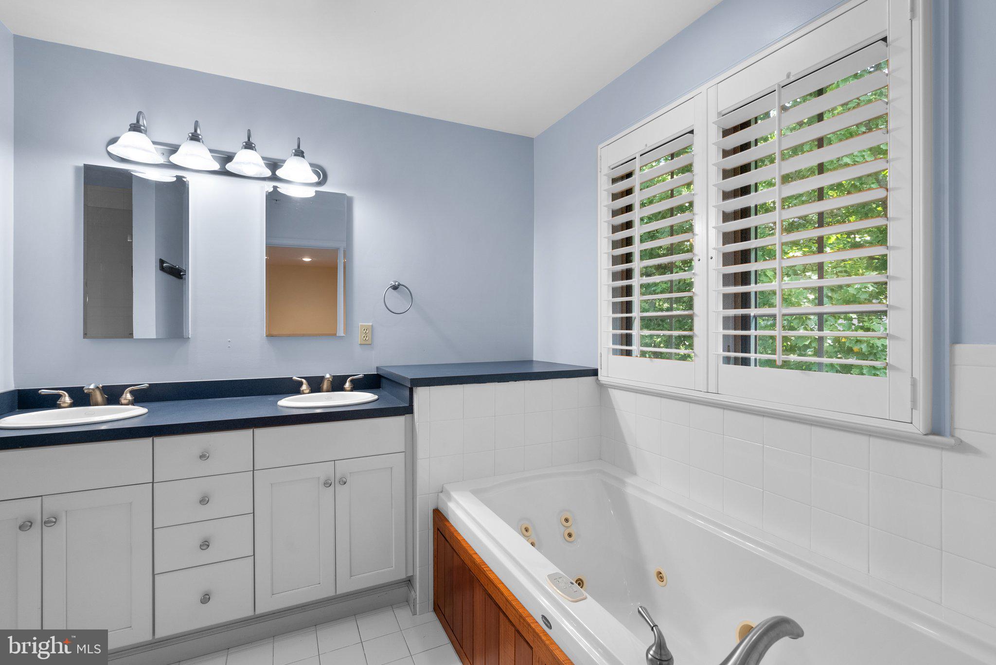 FALLSTONE - Residential Lease