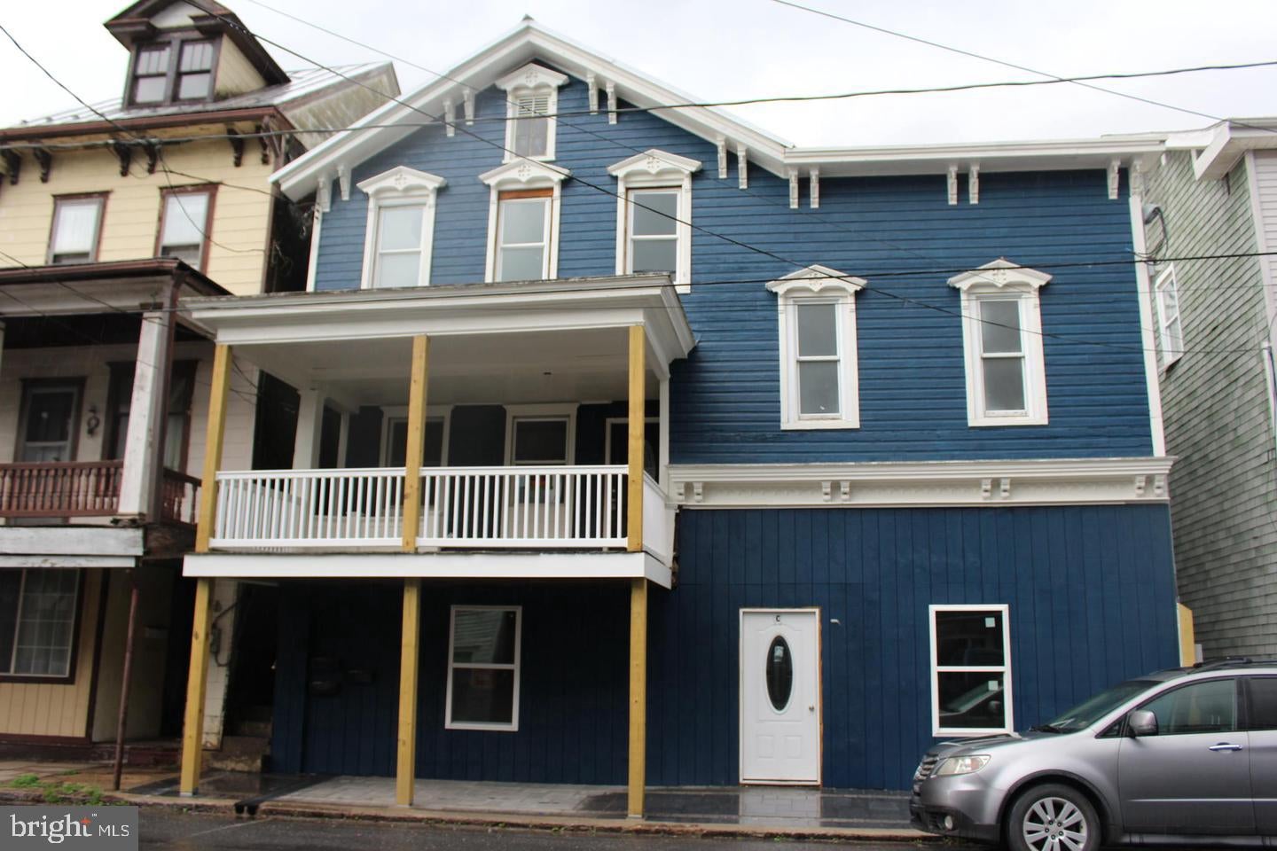 111 E MARKET STREET