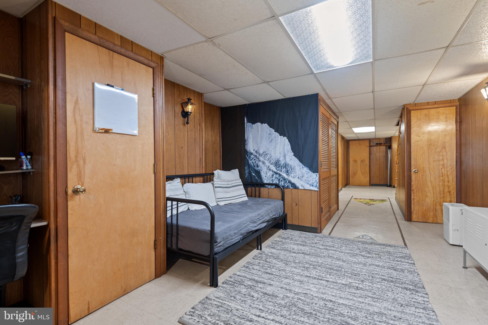 HAMPDEN HISTORIC DISTRICT - Residential Lease