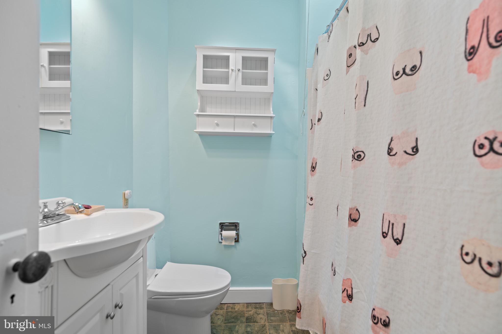 HAMPDEN HISTORIC DISTRICT - Residential Lease