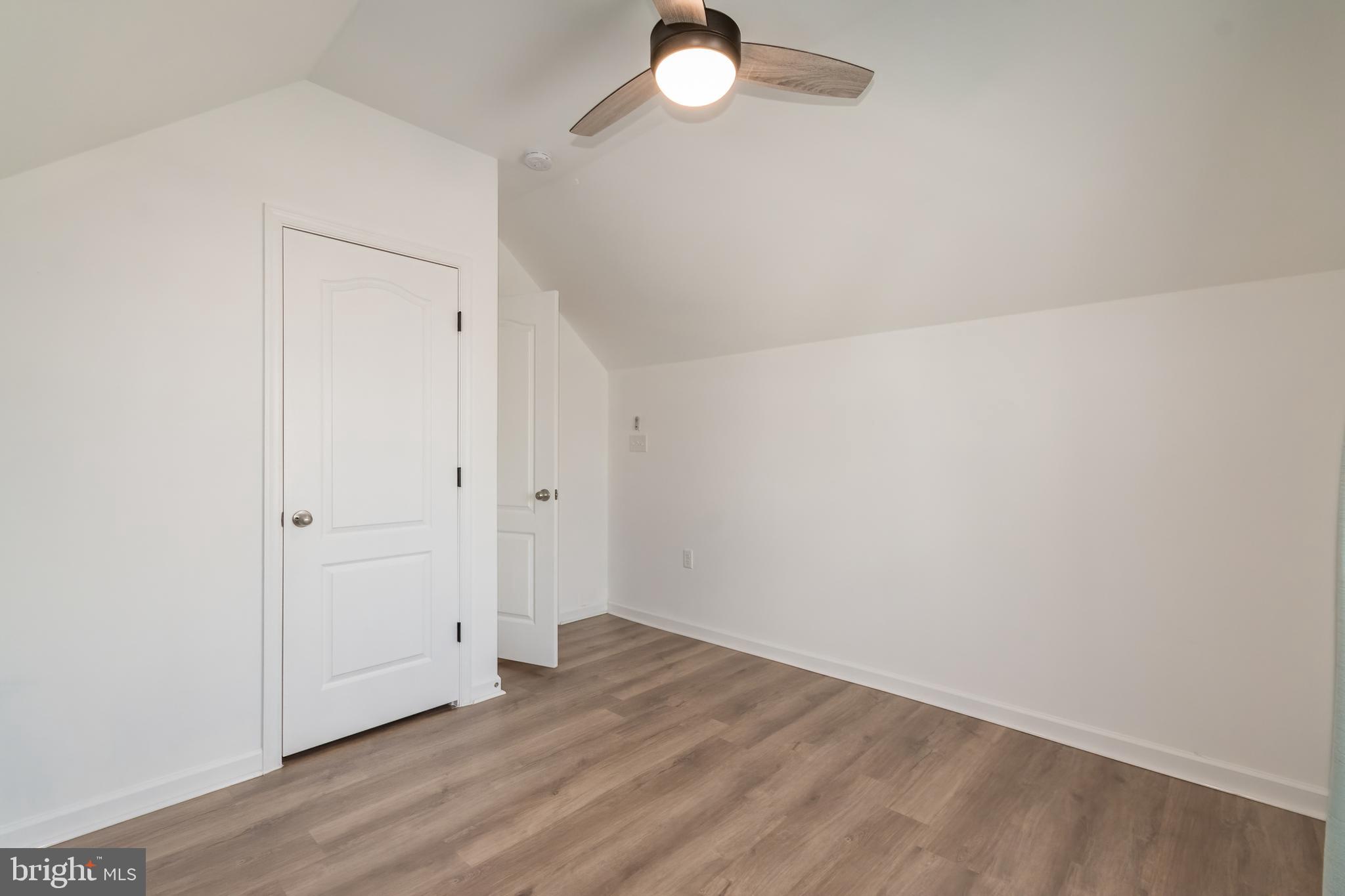 MARTINSBURG STATION GLEN - Residential