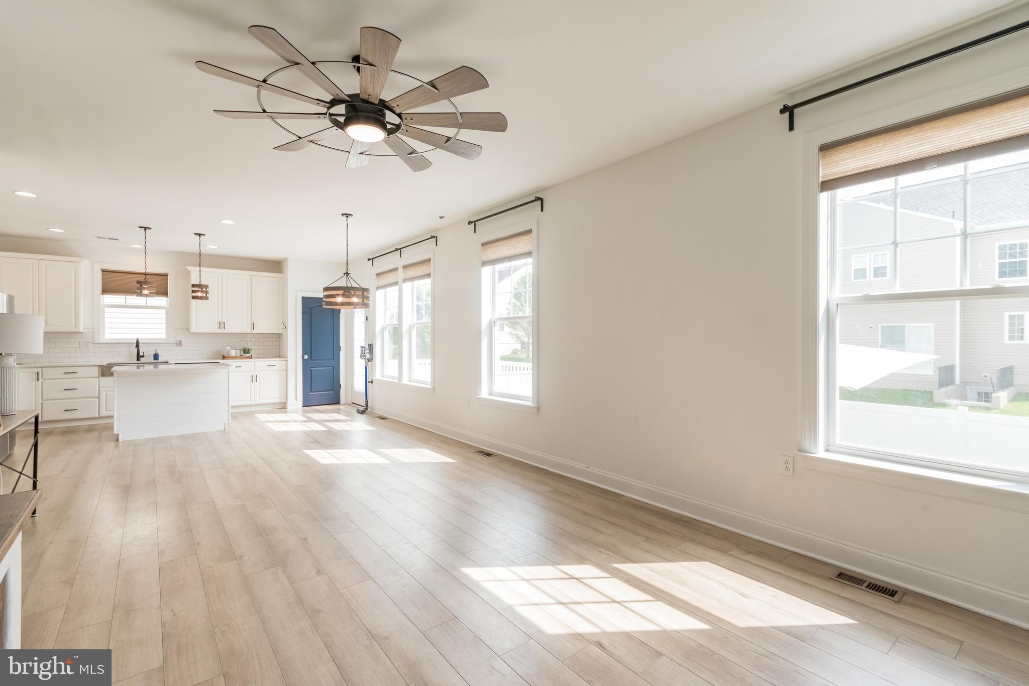 MARTINSBURG STATION GLEN - Residential