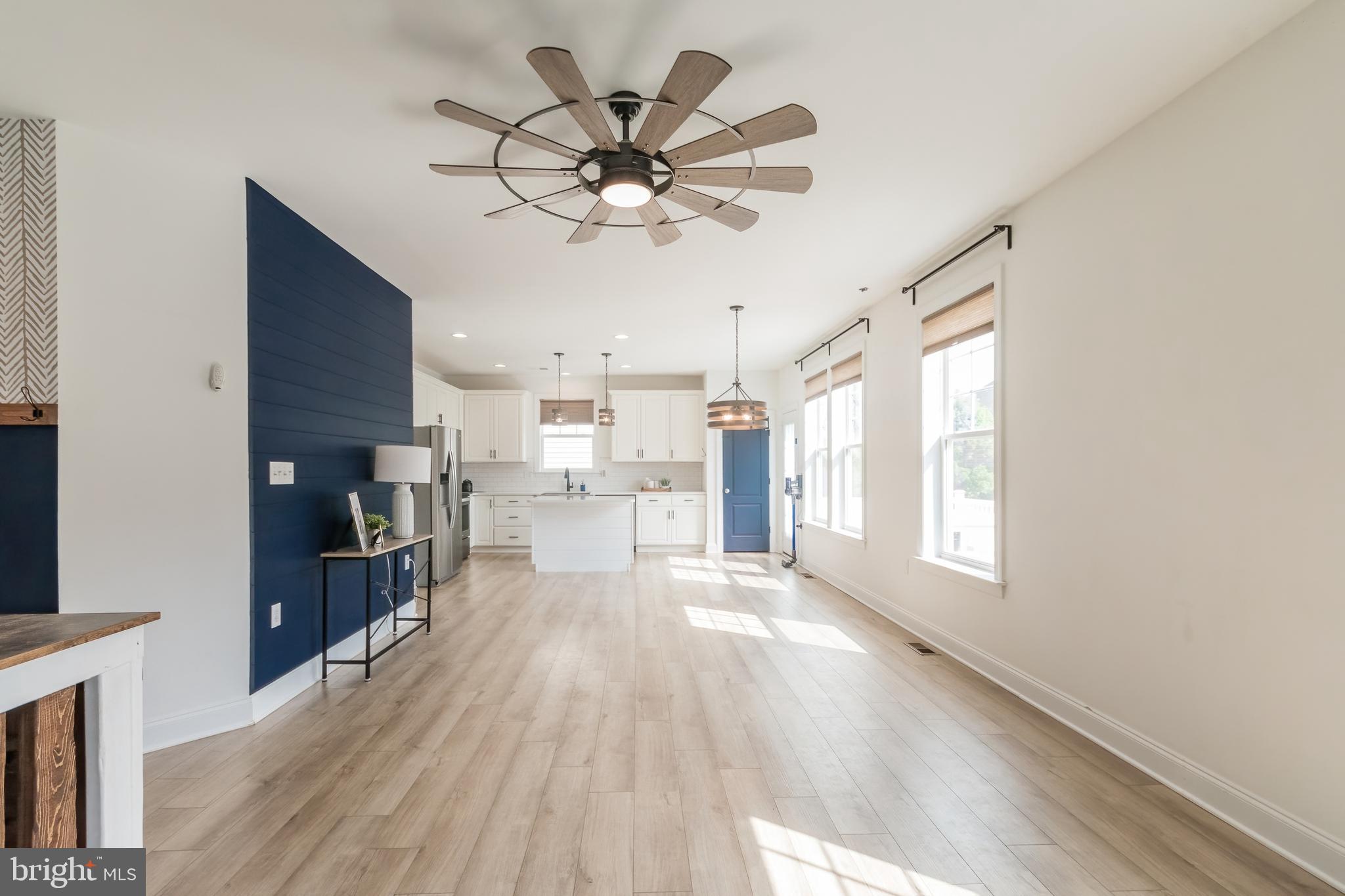 MARTINSBURG STATION GLEN - Residential