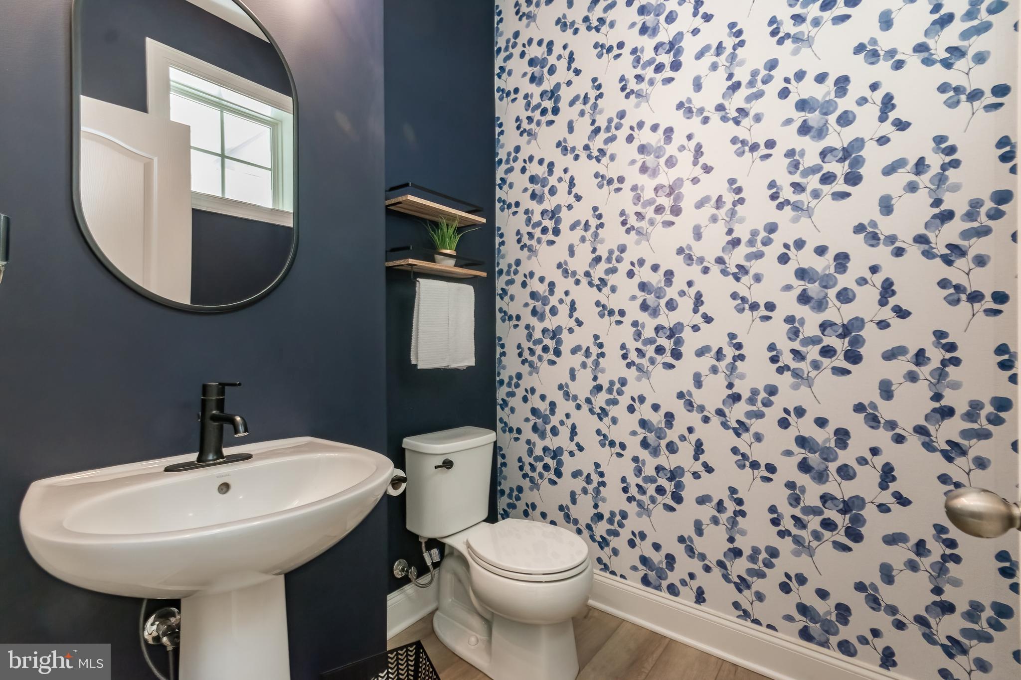 MARTINSBURG STATION GLEN - Residential