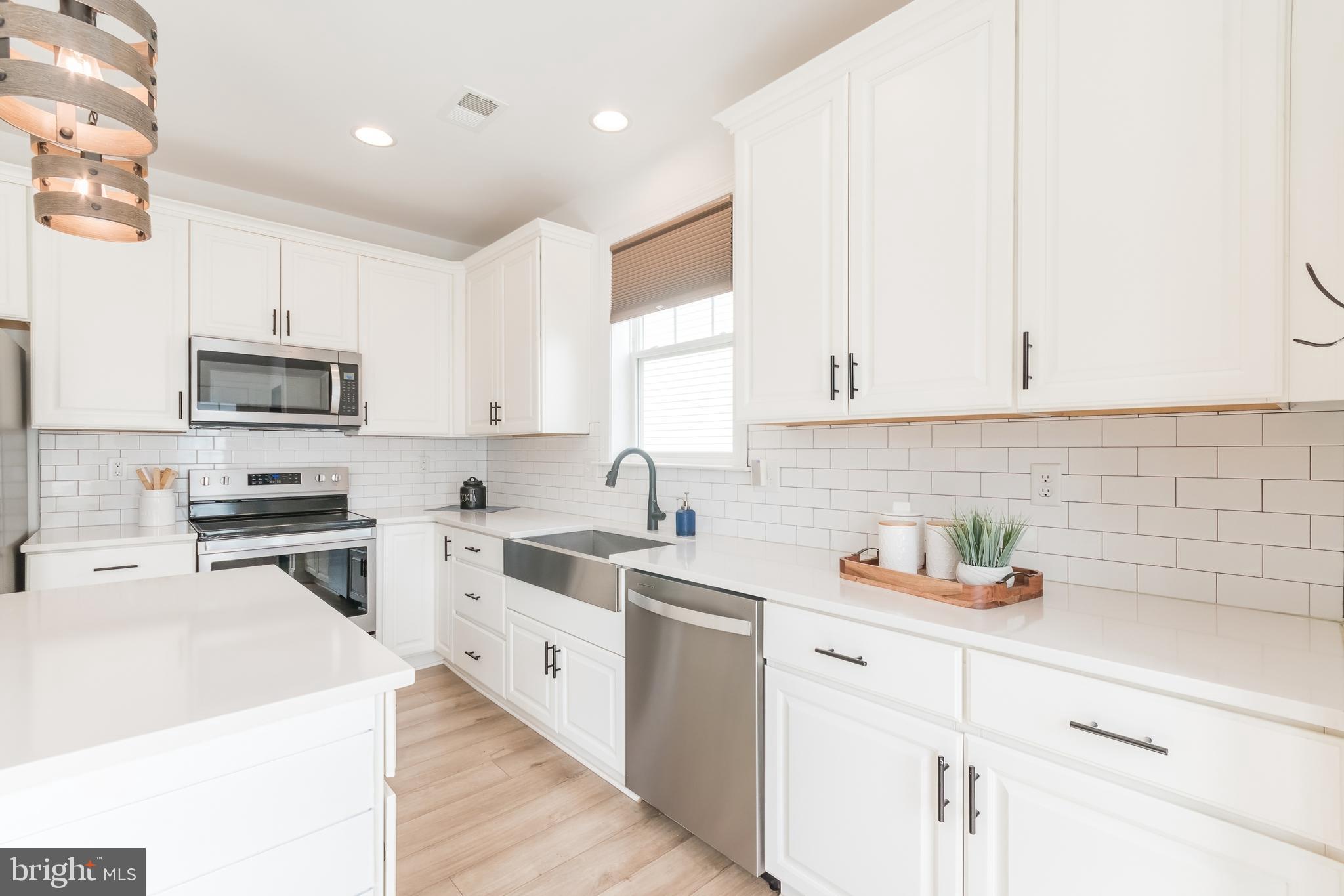 MARTINSBURG STATION GLEN - Residential