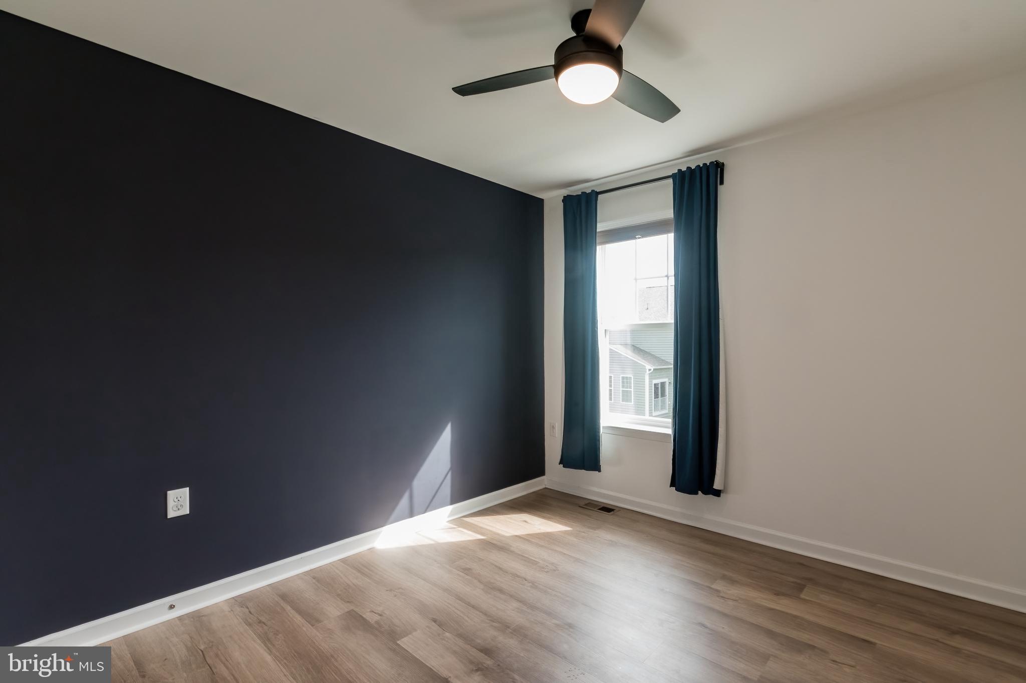 MARTINSBURG STATION GLEN - Residential